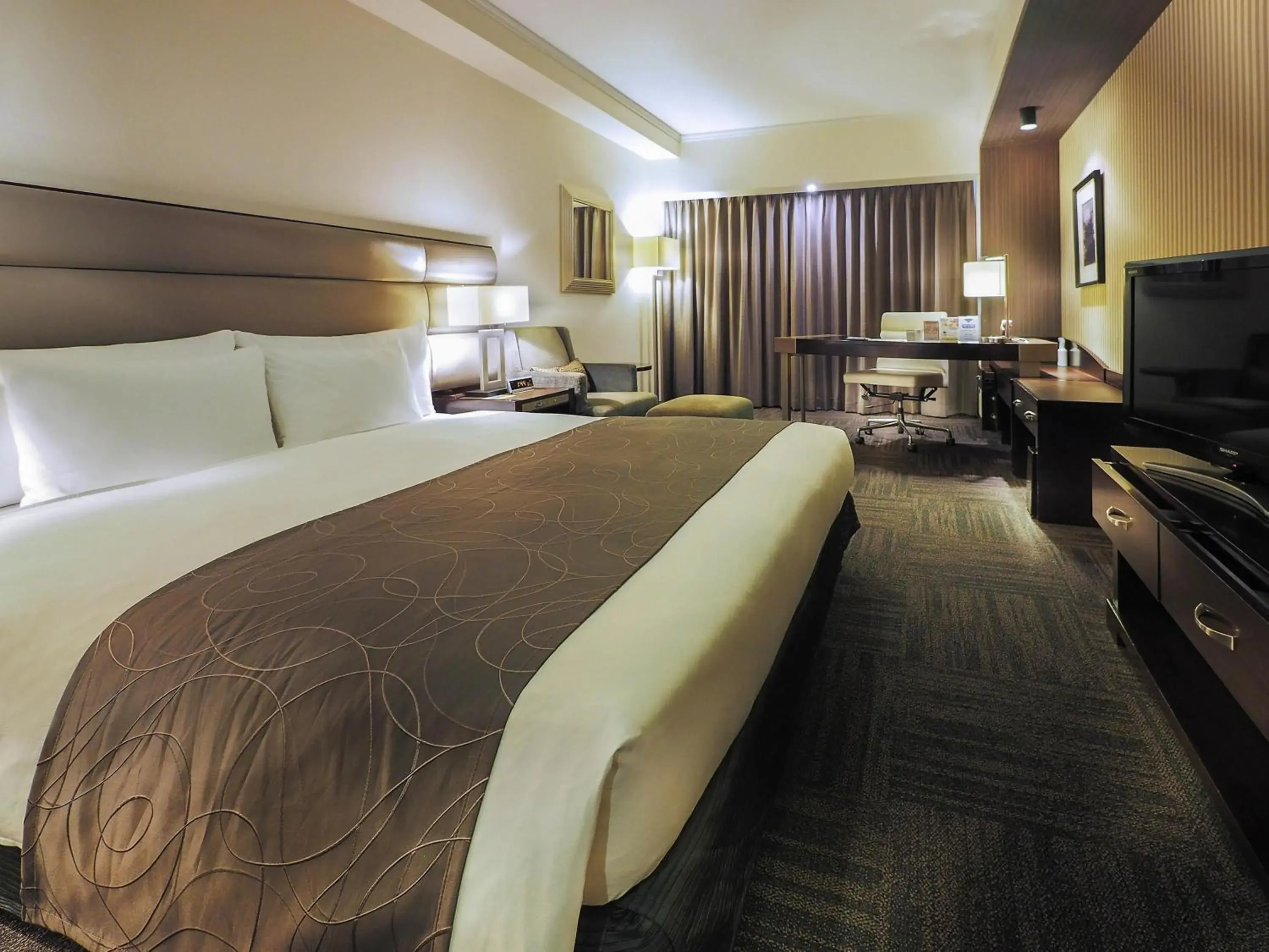 Property building, Bed in Ibis Styles Sapporo Property building, Bed in Ibis Styles Sapporo