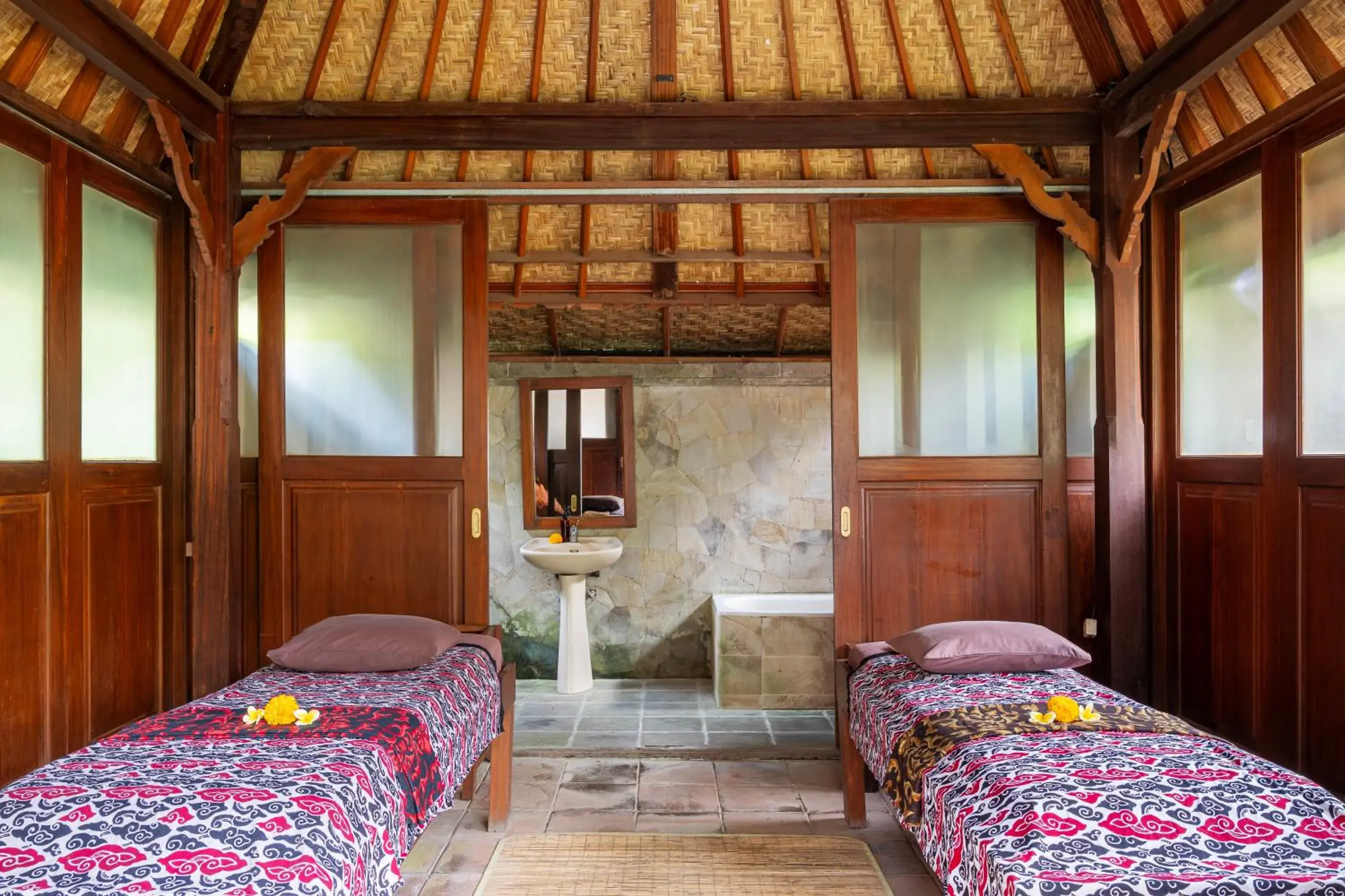 Massage, Bed in Pertiwi Resort & Spa Massage, Bed in Pertiwi Resort & Spa