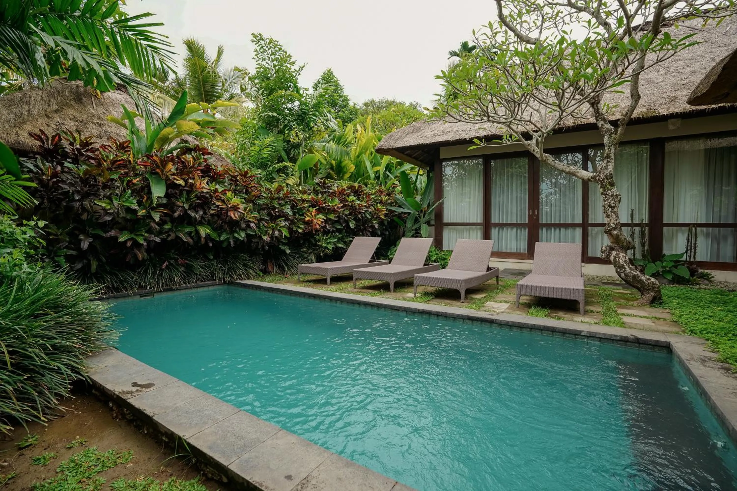 Swimming pool in Pertiwi Resort & Spa