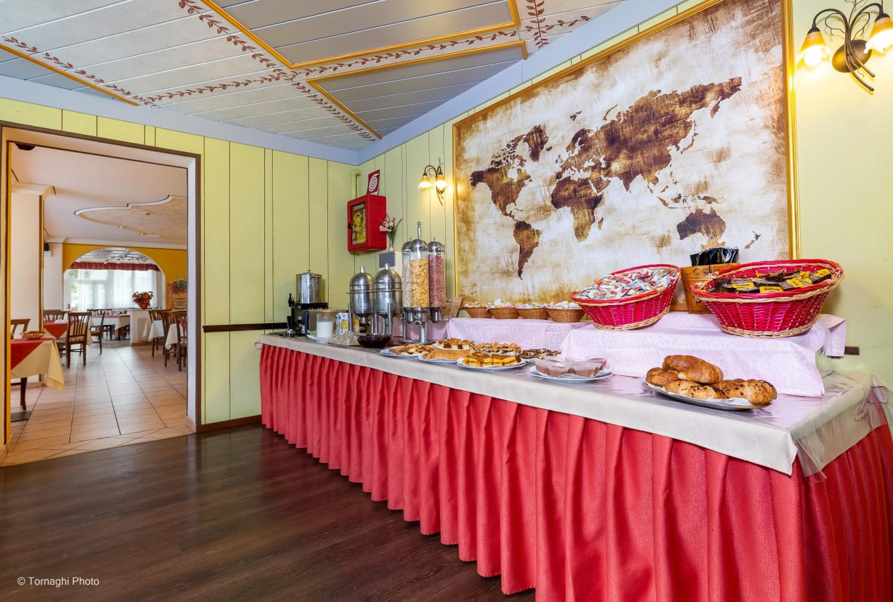 Buffet breakfast in Hotel Alpen