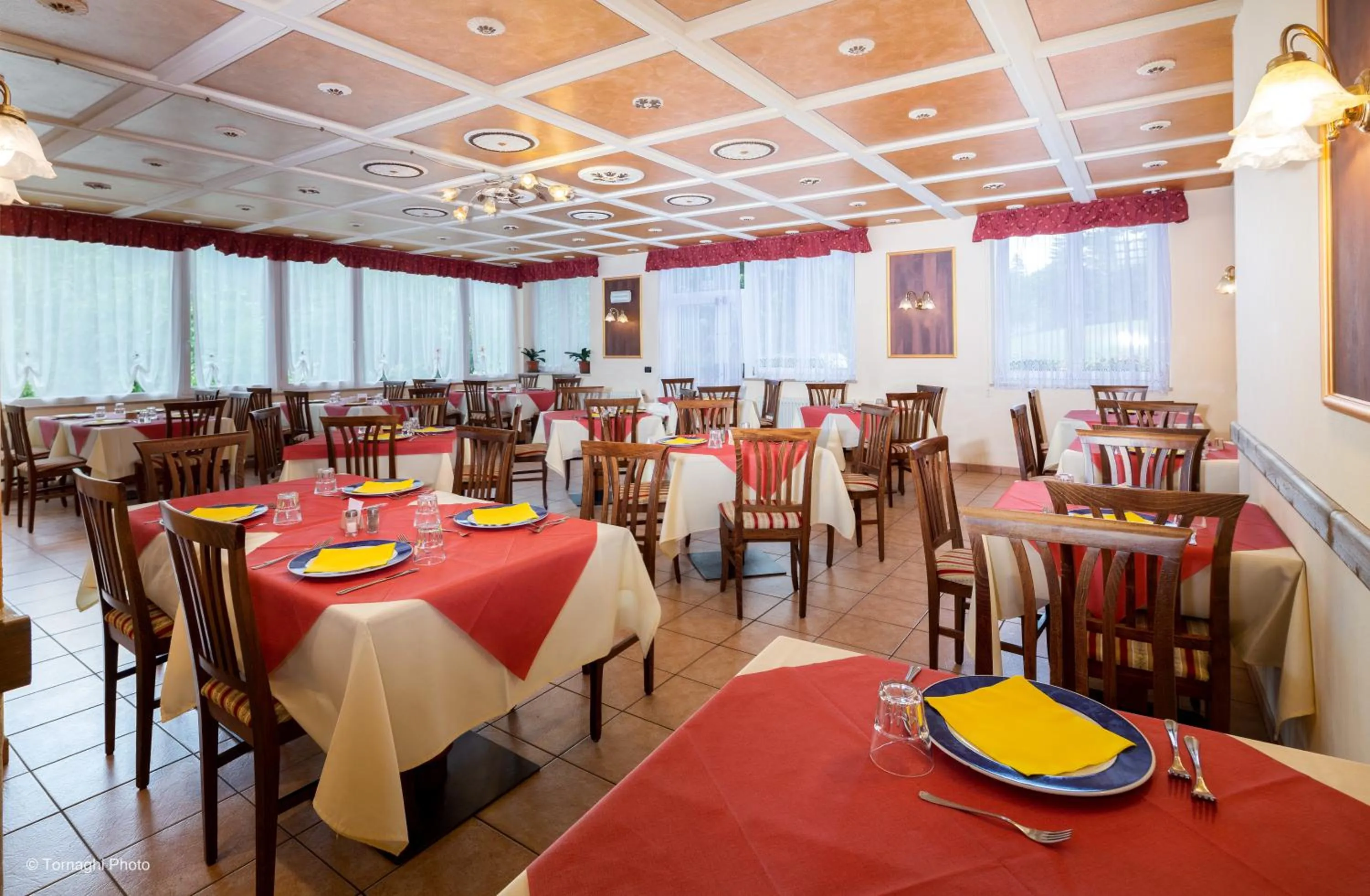 Restaurant/places to eat in Hotel Alpen