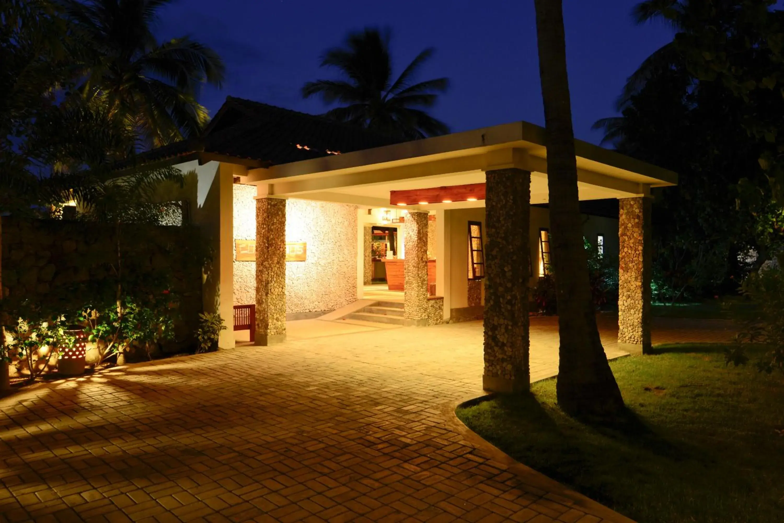 Facade/entrance in Cocotinos Sekotong Lombok Facade/entrance in Cocotinos Sekotong Lombok