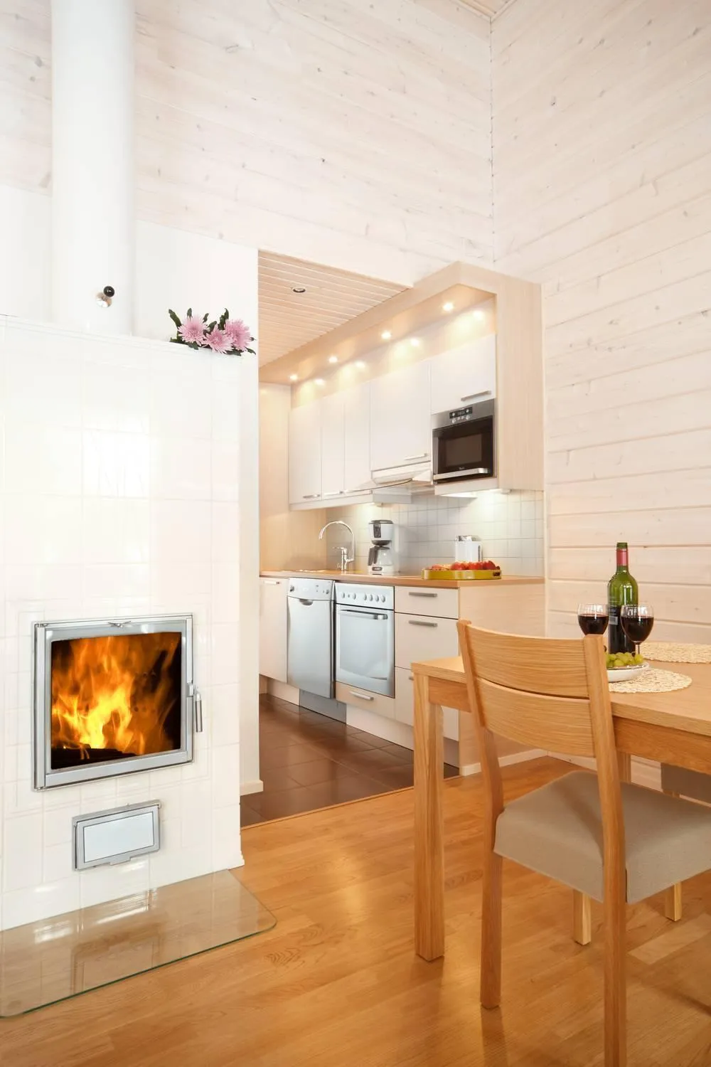 Kitchen or kitchenette in Holiday Club Kuusamon Tropiikki Apartments