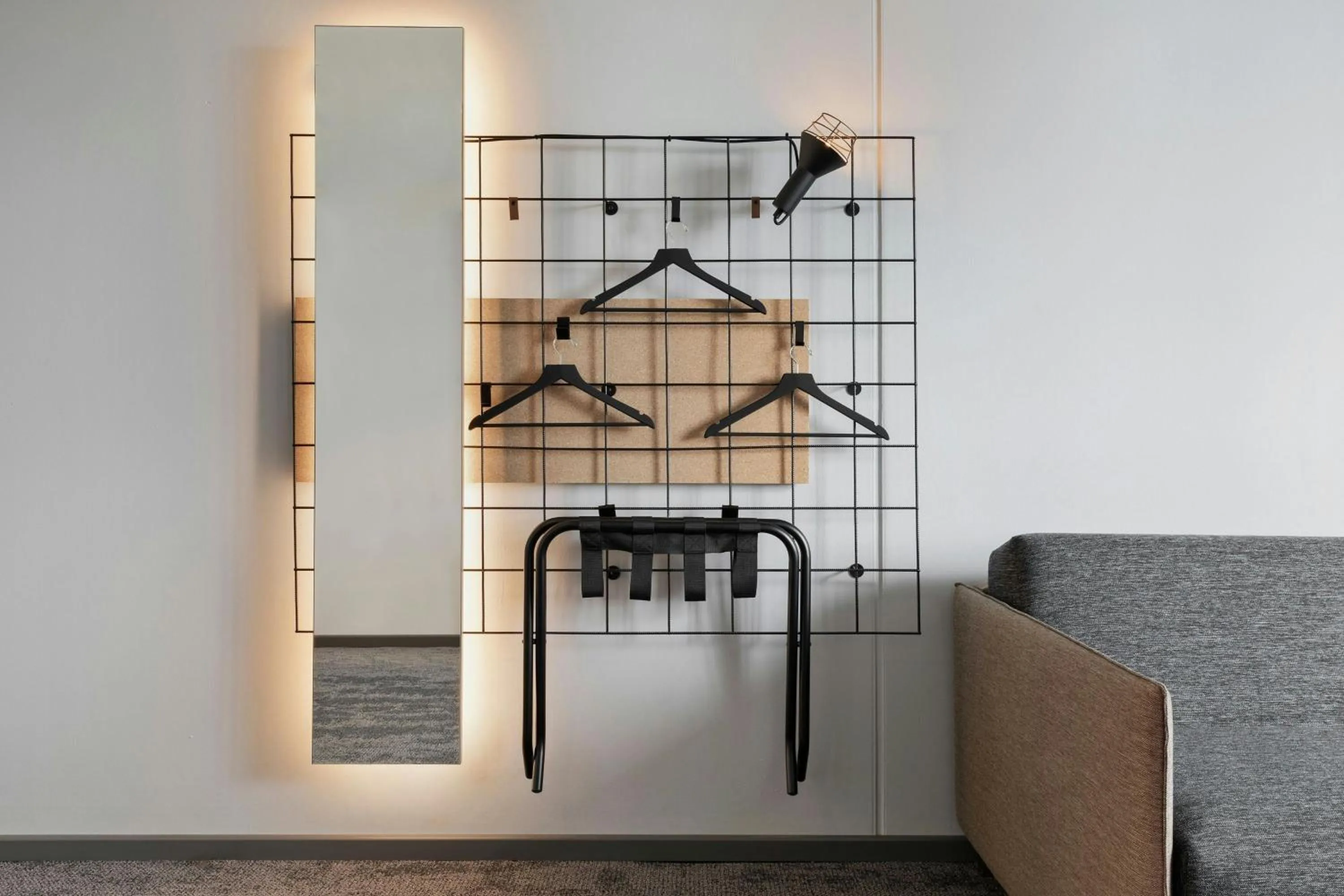 Photo of the whole room in Moxy Zurich