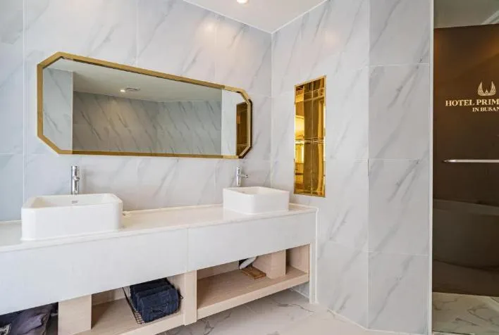 Shower in Gwangalli Hotel primavera in Busan