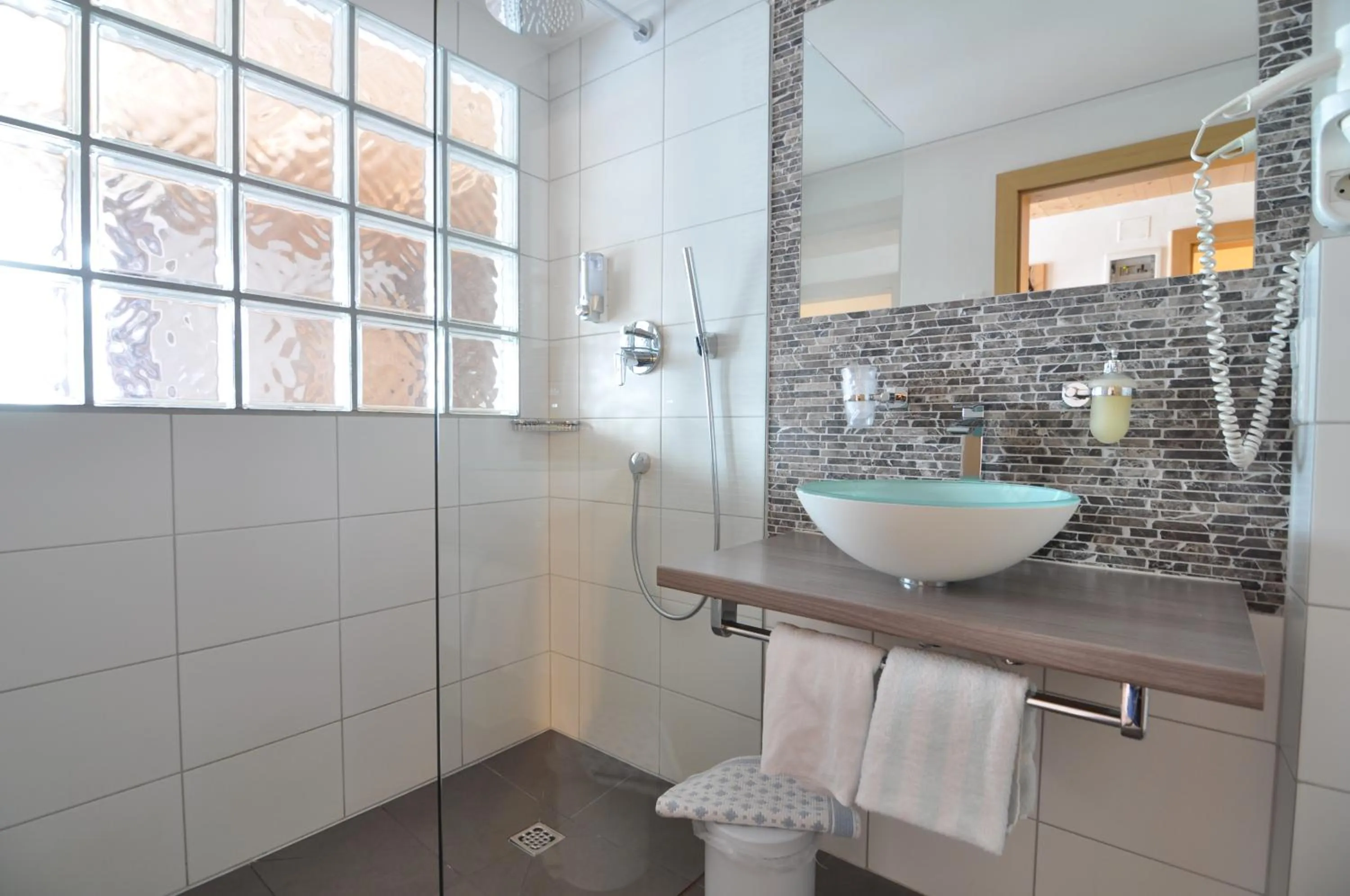 Bathroom in Hotel Traube - Stelvio