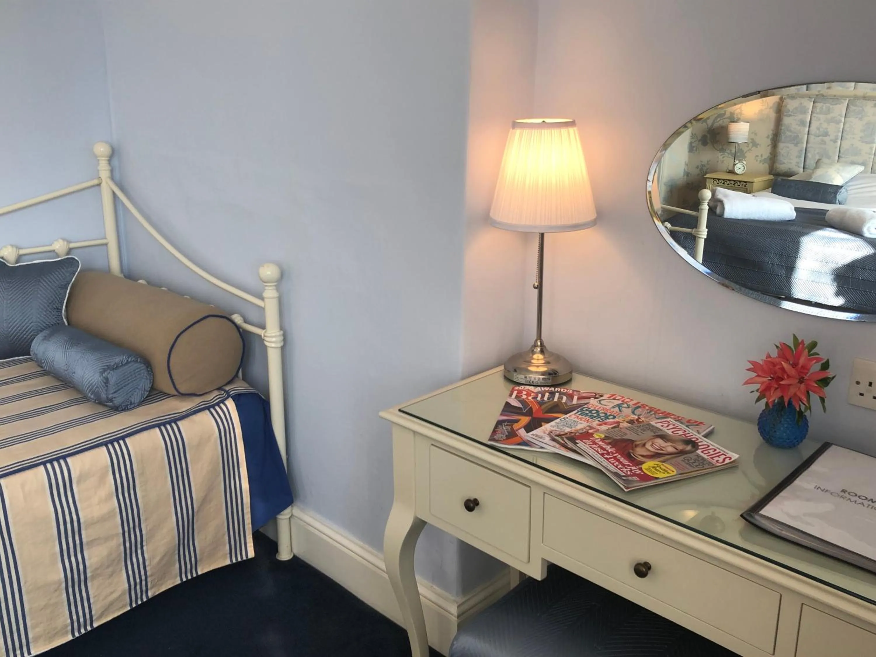 Bed in Devonshire House