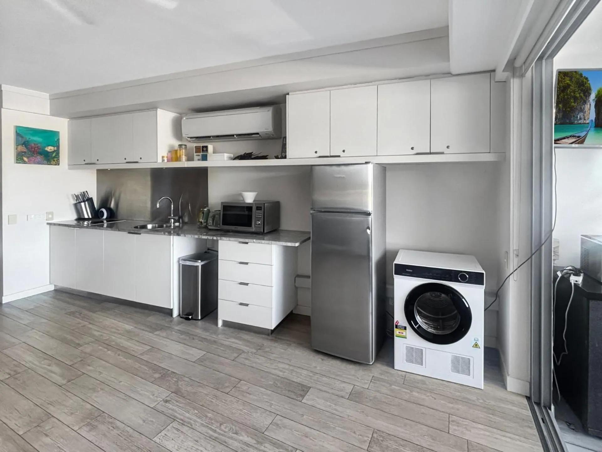 Blue on Blue Superior Studio Room 1271