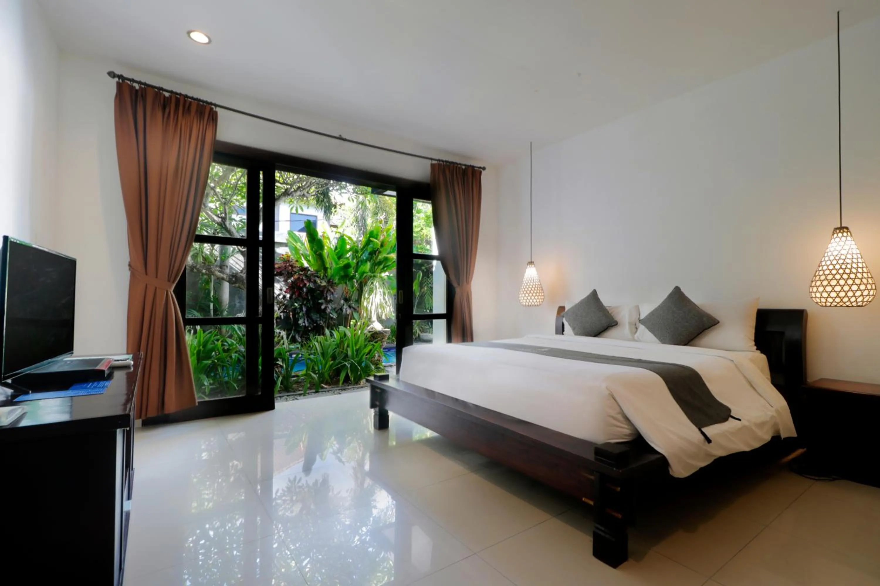 Photo of the whole room, Bed in Singgah Villas Seminyak