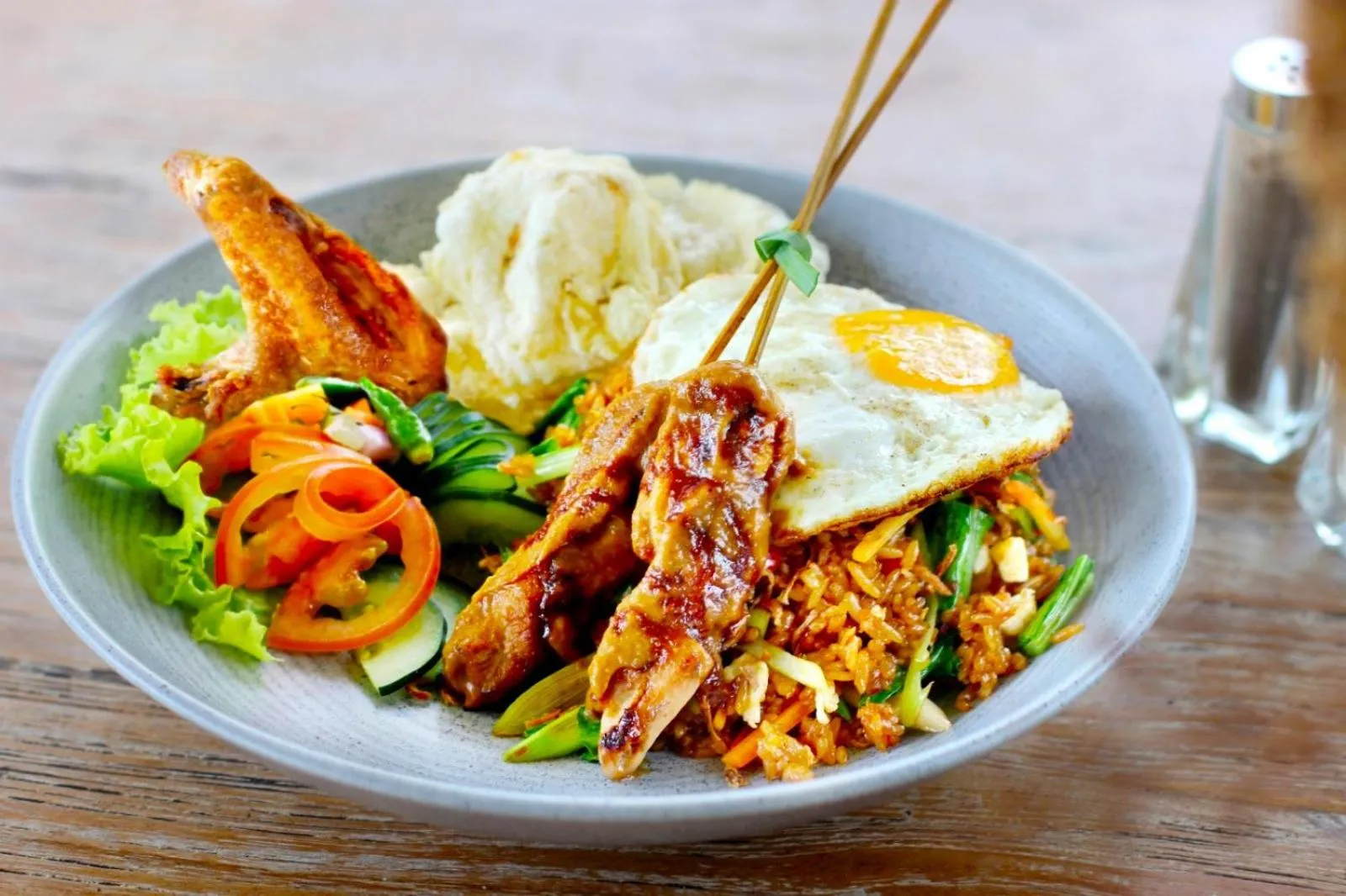 Restaurant/places to eat in Singgah Villas Seminyak