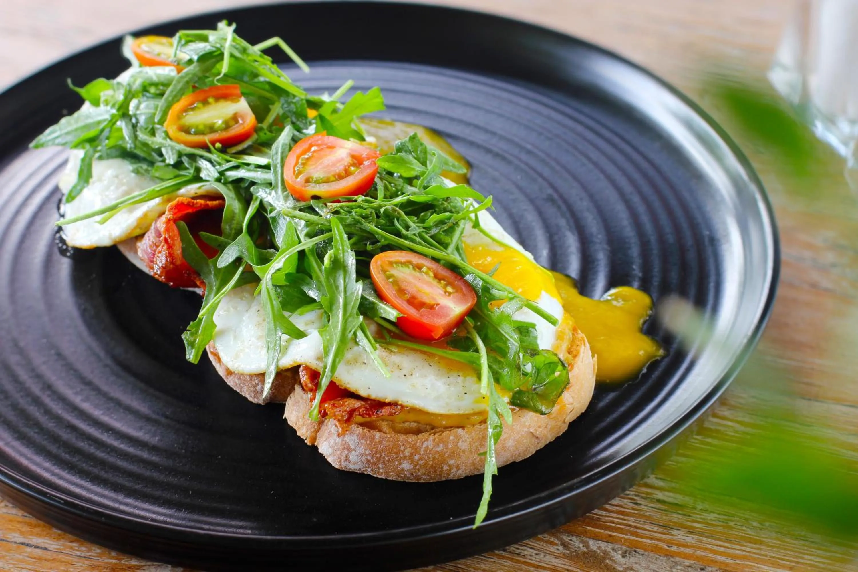 Restaurant/places to eat in Singgah Villas Seminyak