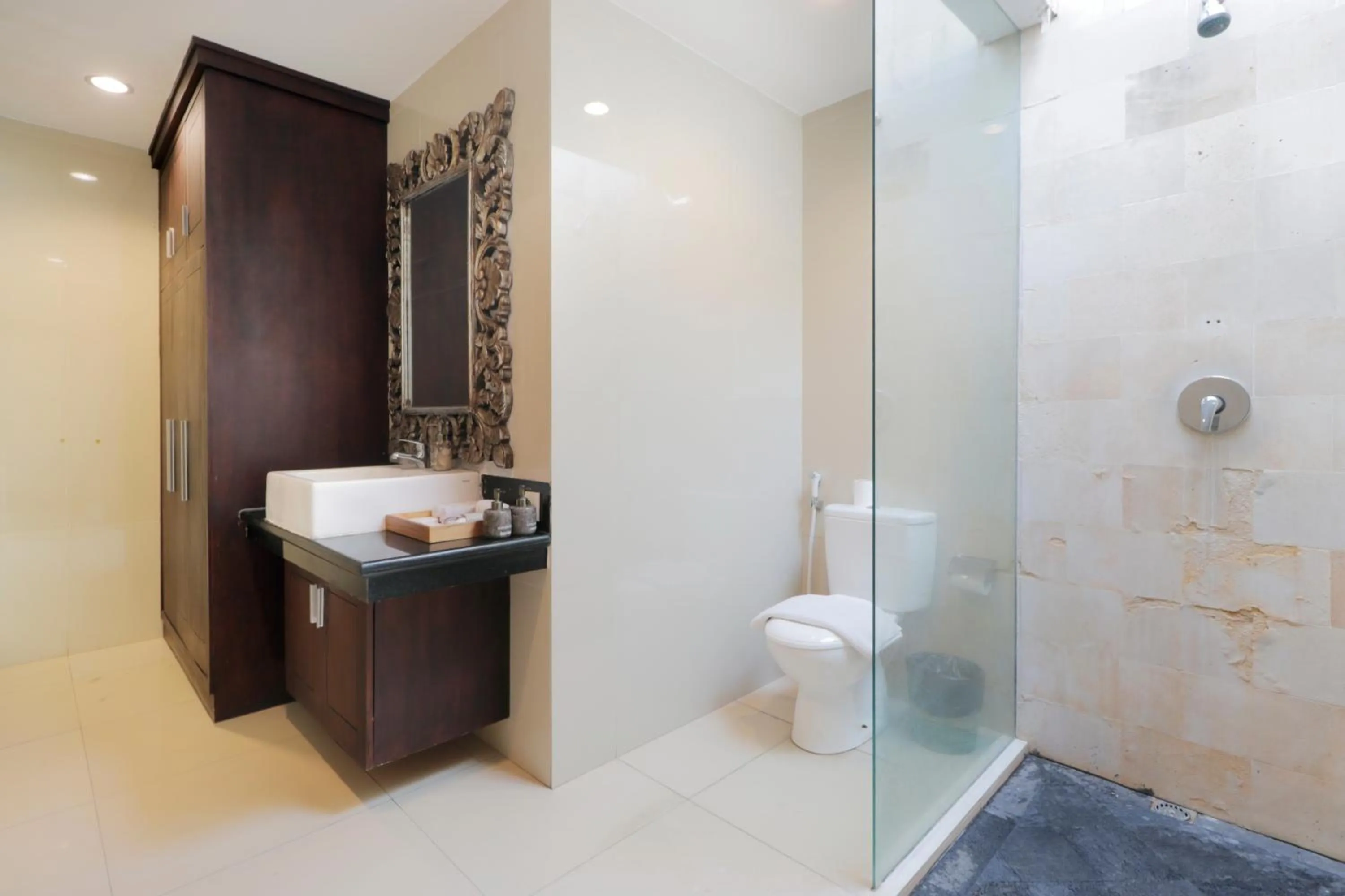 Bathroom in Singgah Villas Seminyak