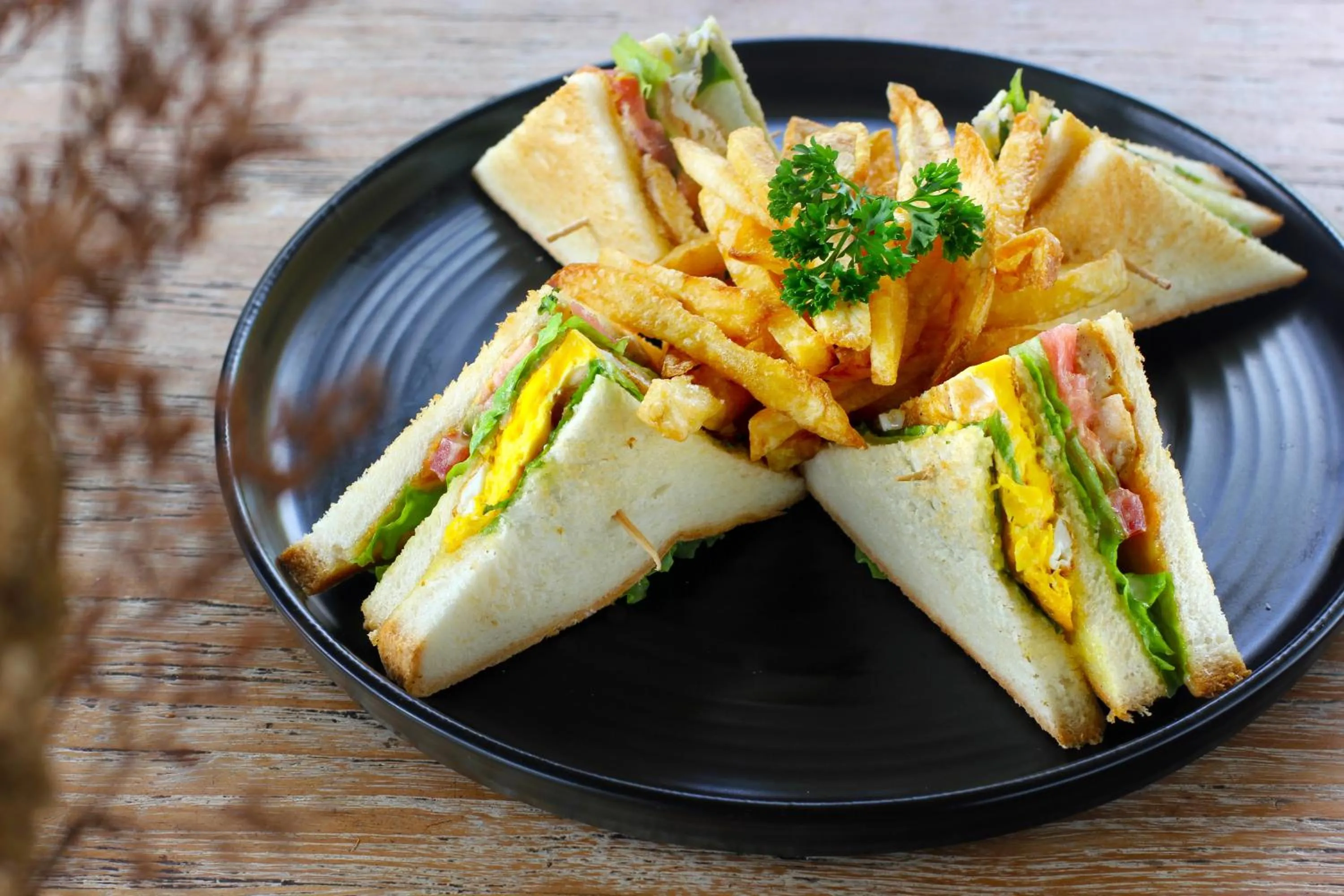 Restaurant/places to eat in Singgah Villas Seminyak