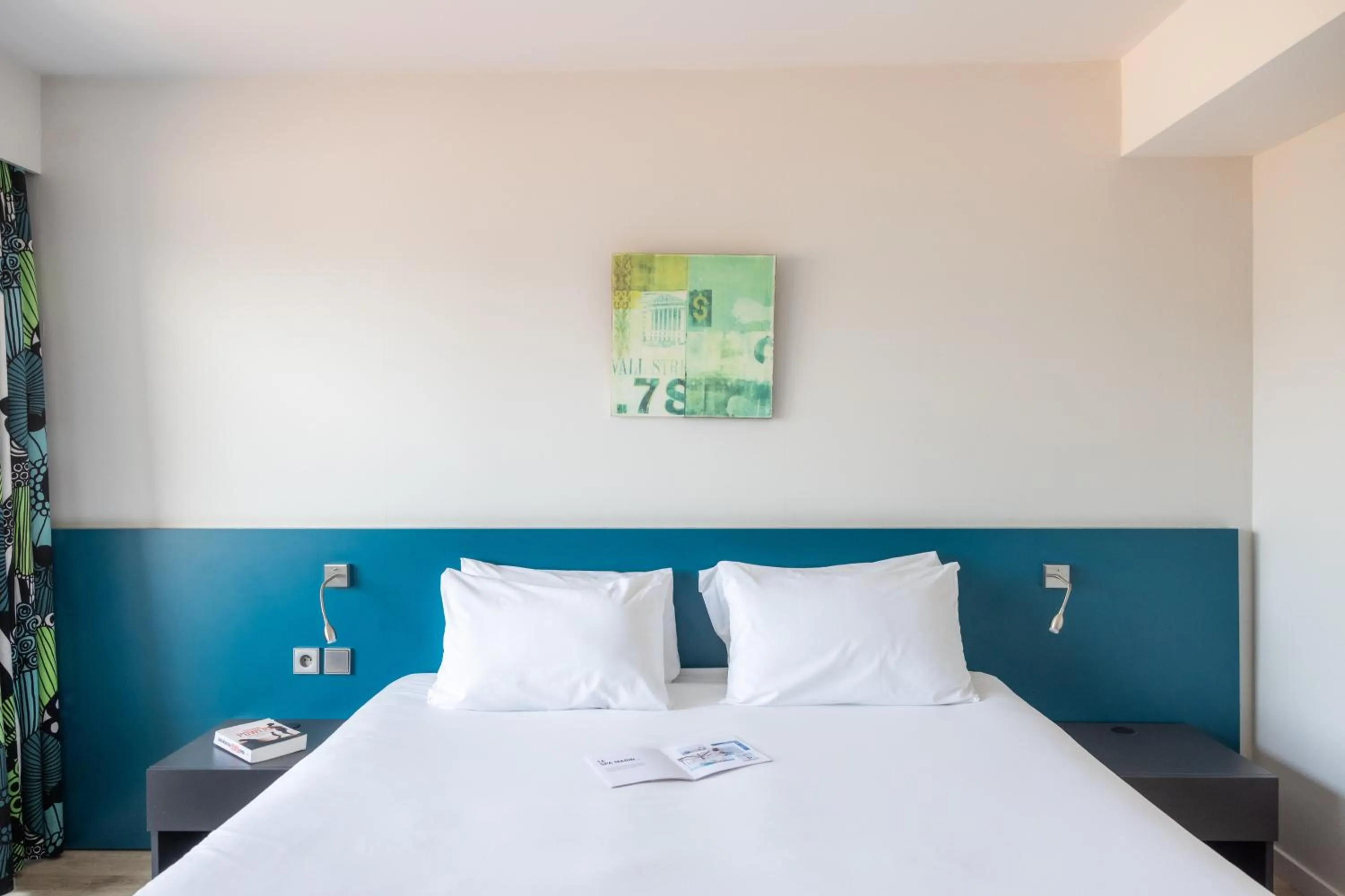 Bedroom in Hôtel Serge Blanco - Relais Thalasso & Spa