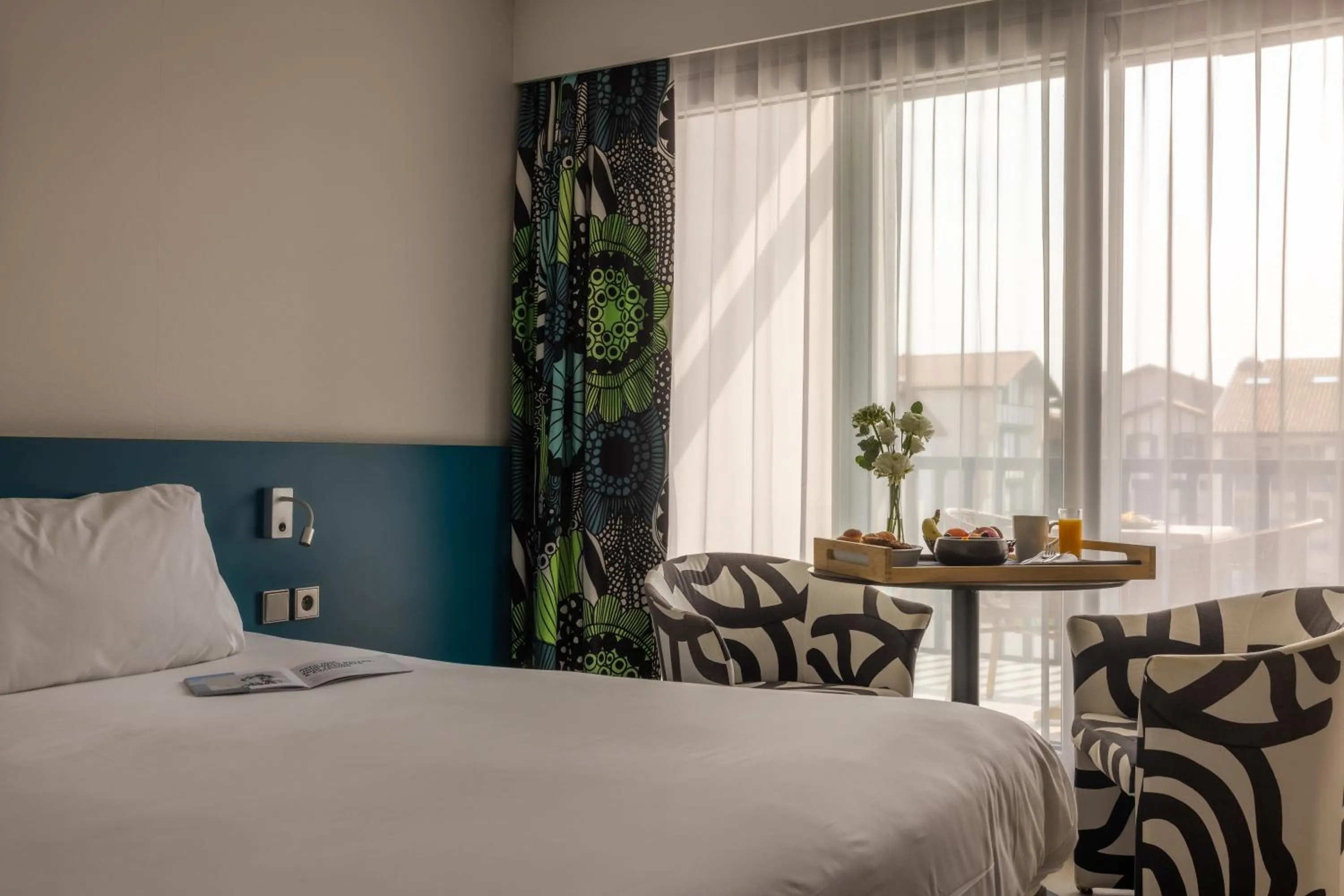 Bed in Hôtel Serge Blanco - Relais Thalasso & Spa