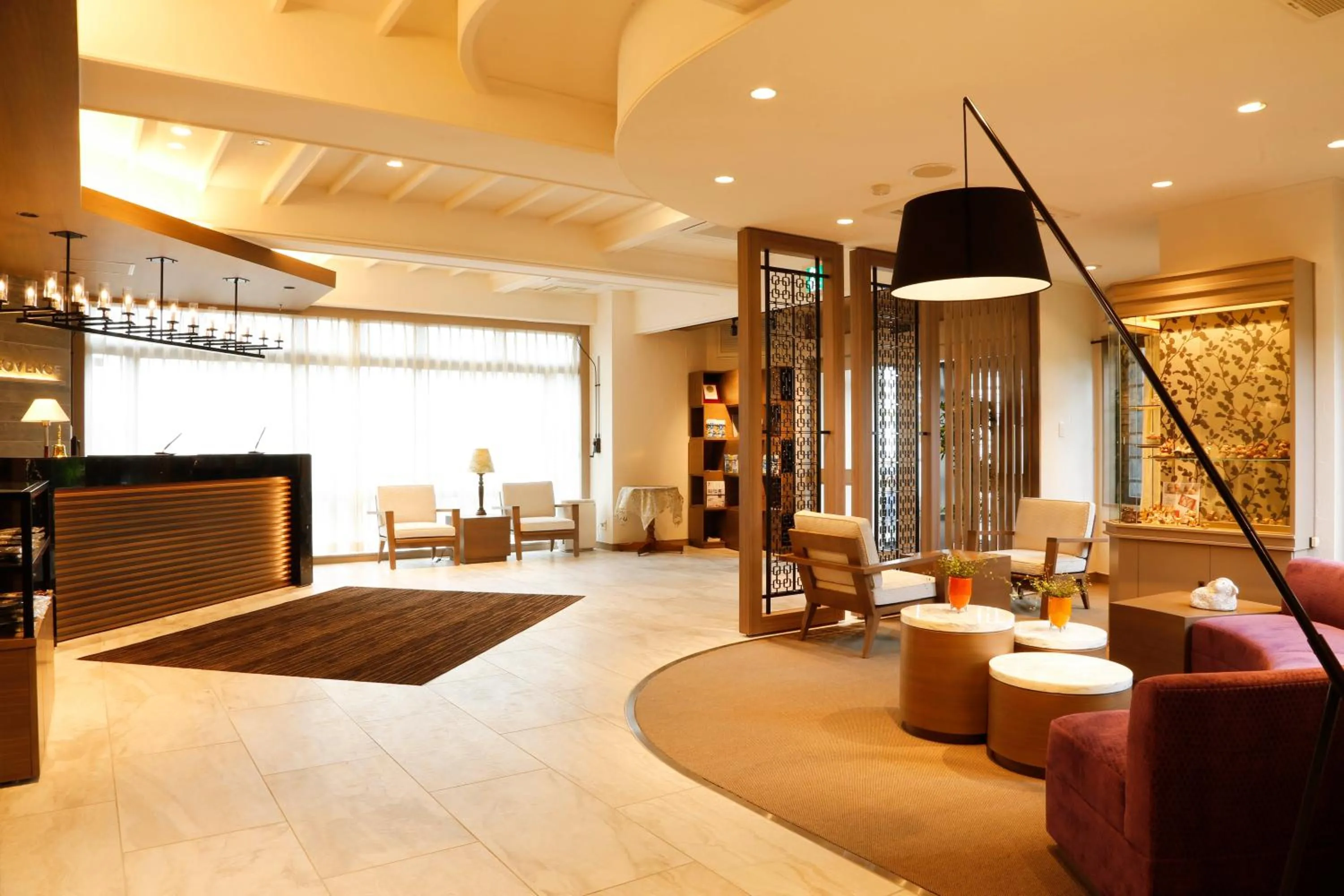 Lobby or reception in Bishoku no Kakurega Provence