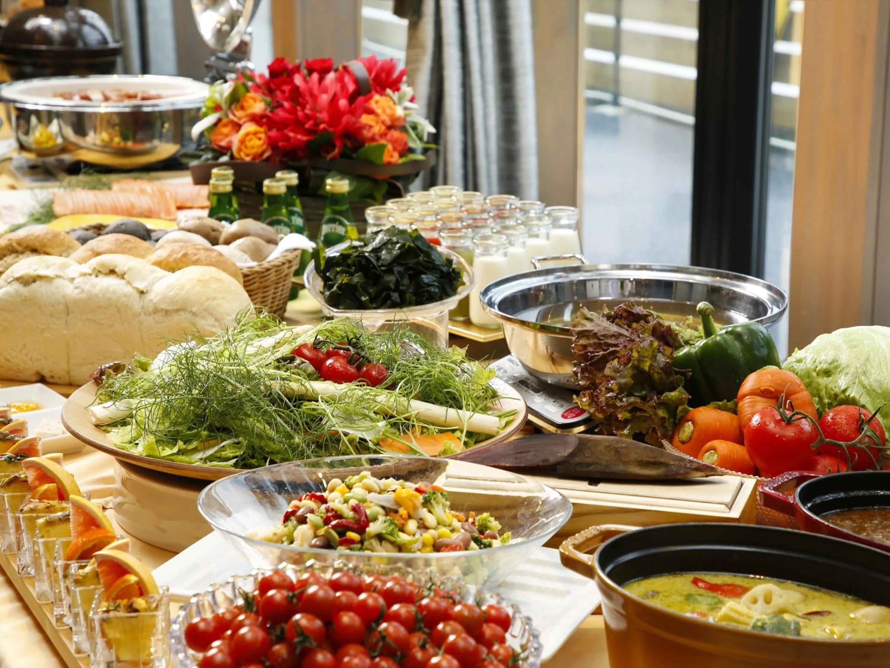 Buffet breakfast in Bishoku no Kakurega Provence