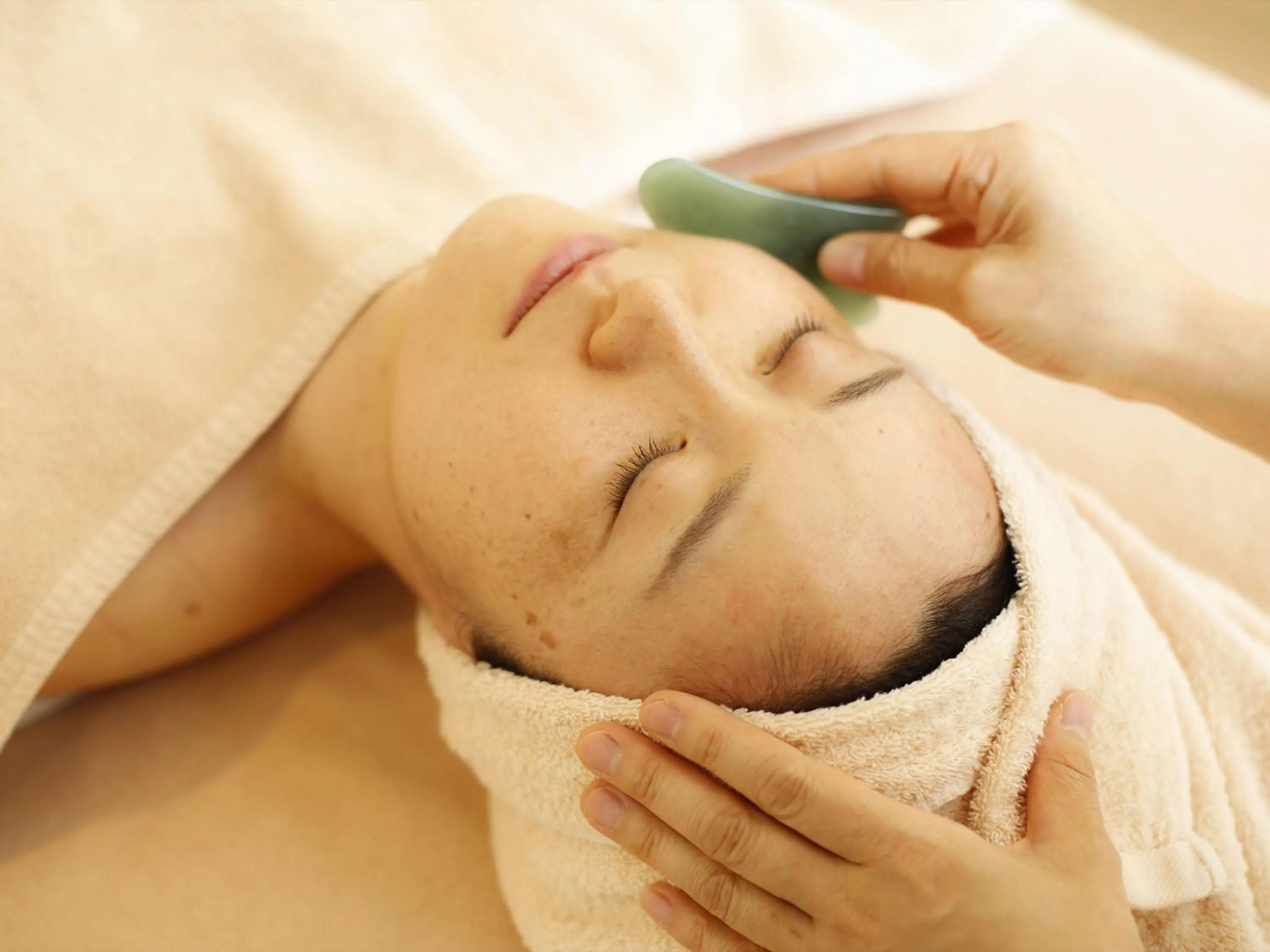 Massage in Bishoku no Kakurega Provence