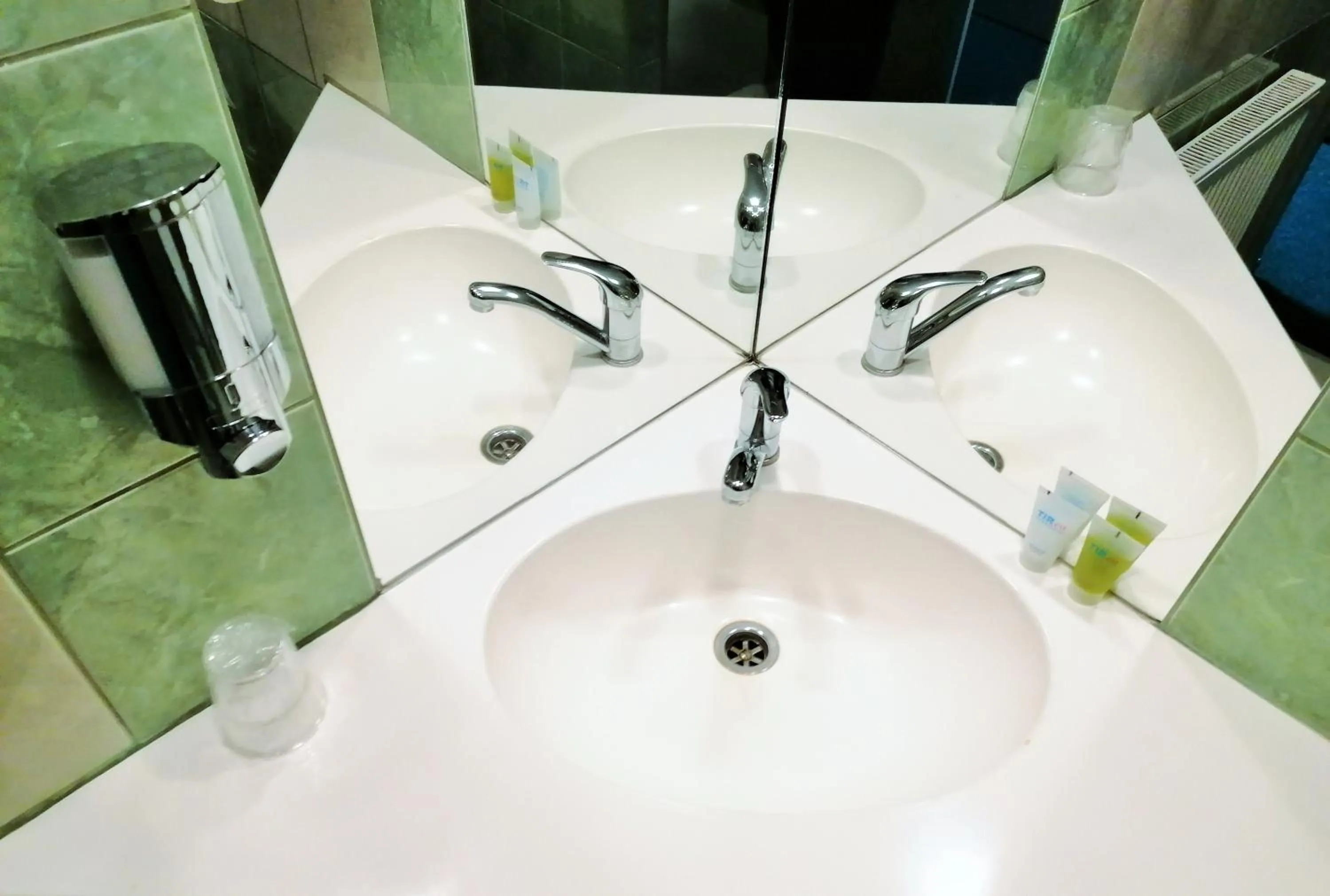 Property building in Hotel TIREST