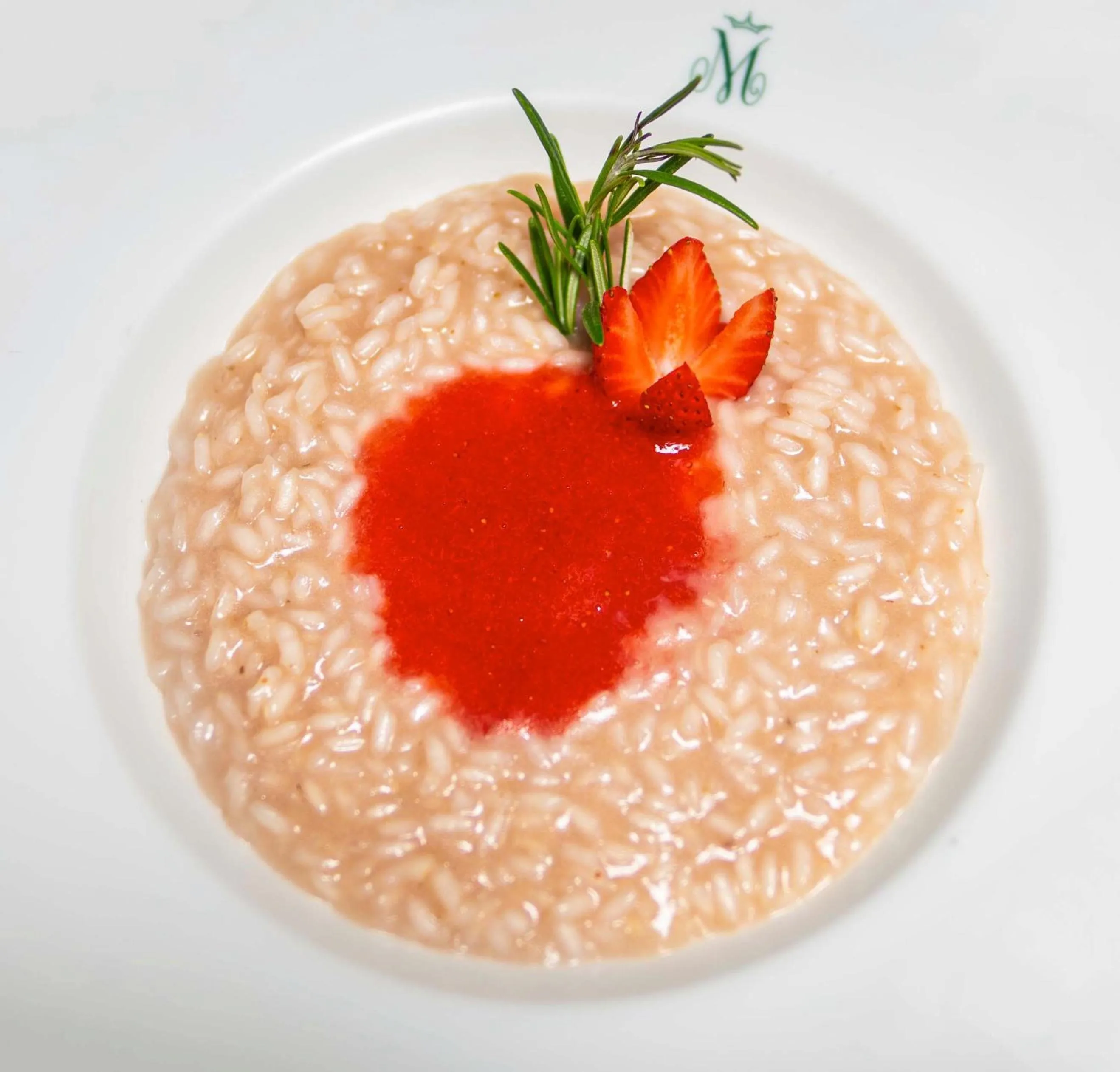 Restaurant/places to eat in Hotel Miranda