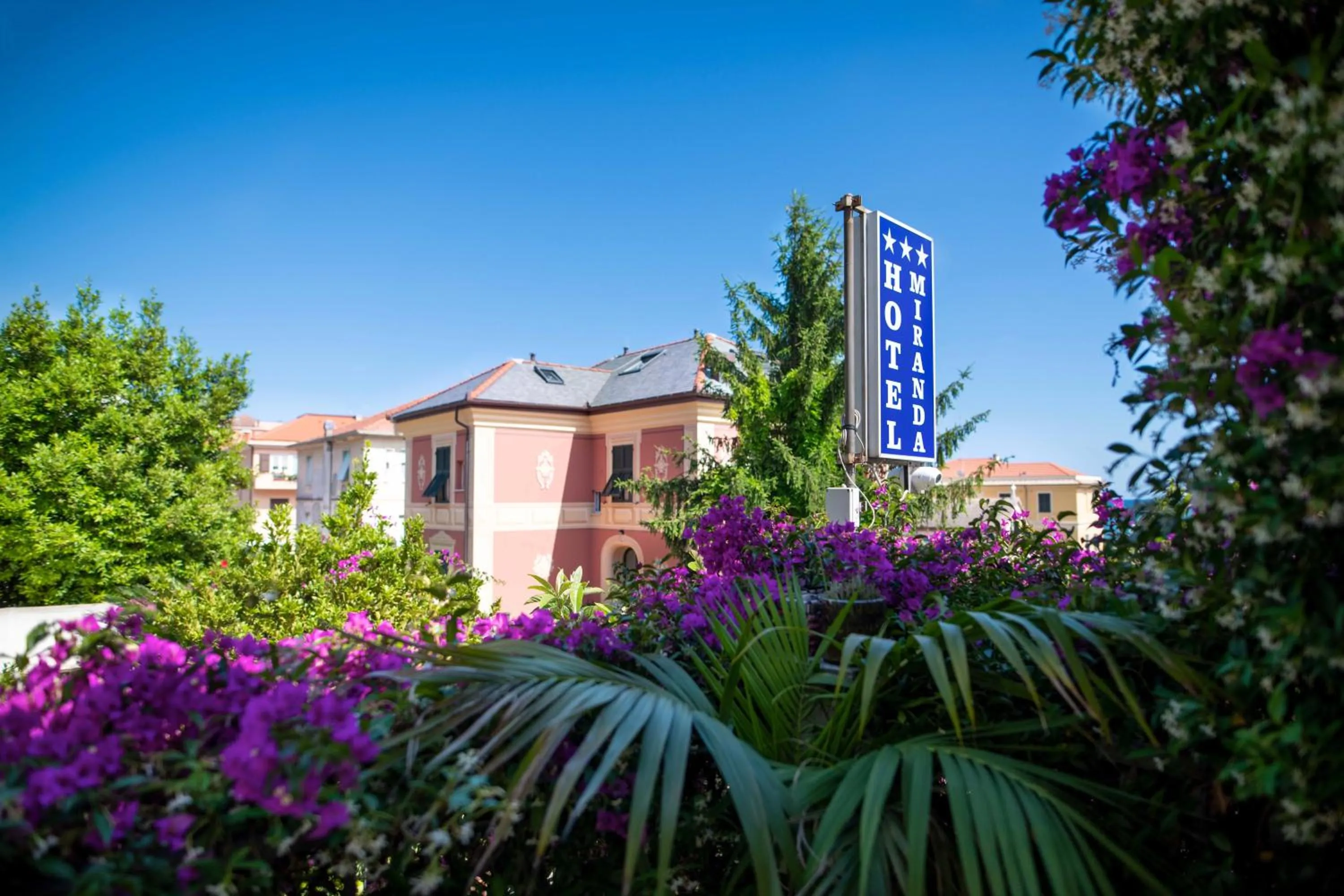 Property building in Hotel Miranda