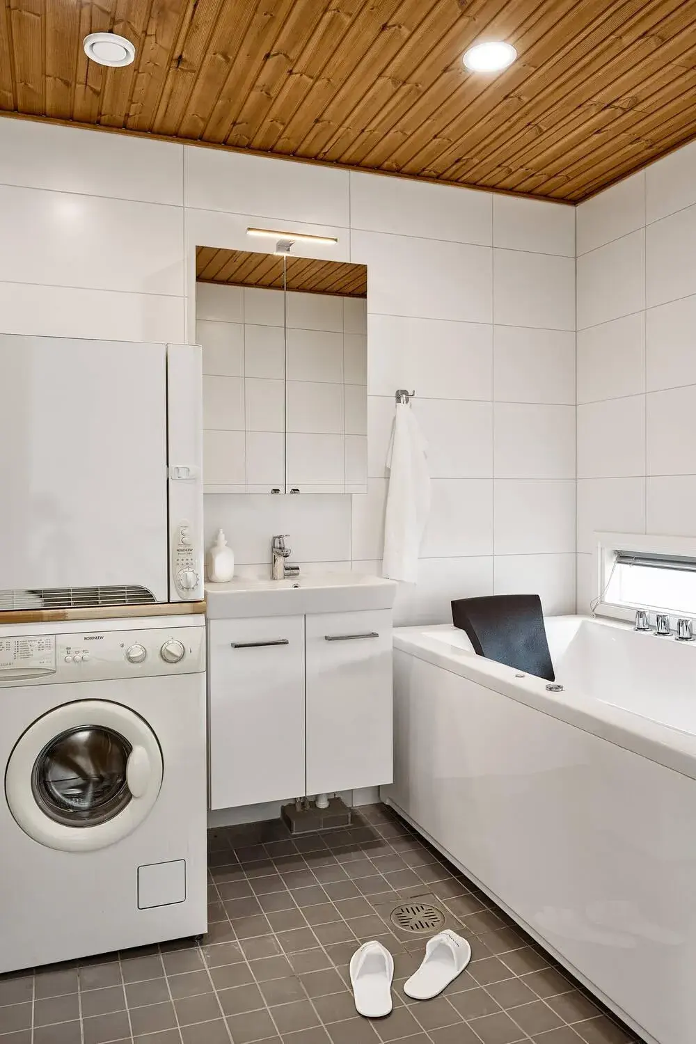 Two-Bedroom Apartment in Holiday Club Tampereen Kehräämö Apartments Two-Bedroom Apartment in Holiday Club Tampereen Kehräämö Apartments