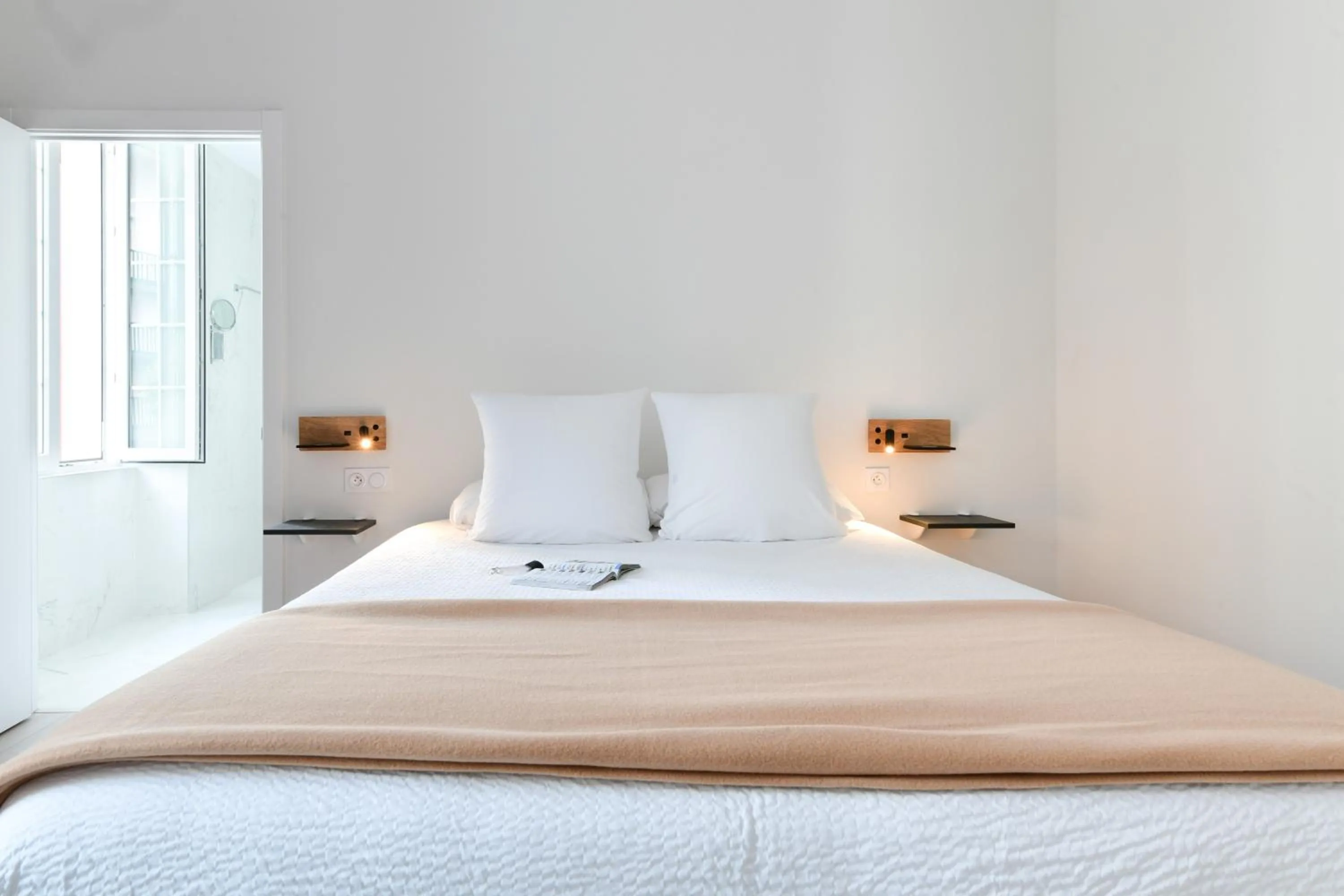 Bedroom, Bed in Logis Hotel & Restaurant Bergeret Sport