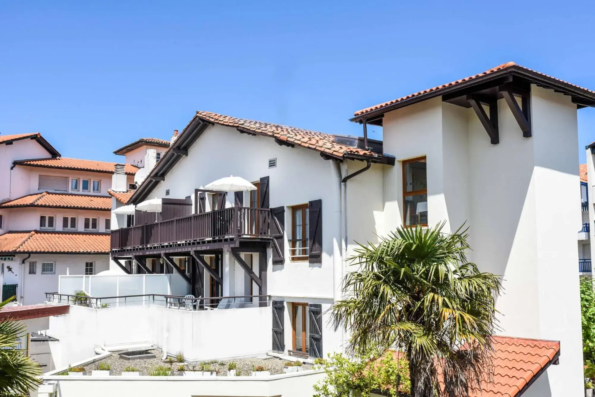 Property building in Logis Hotel & Restaurant Bergeret Sport Property building in Logis Hotel & Restaurant Bergeret Sport