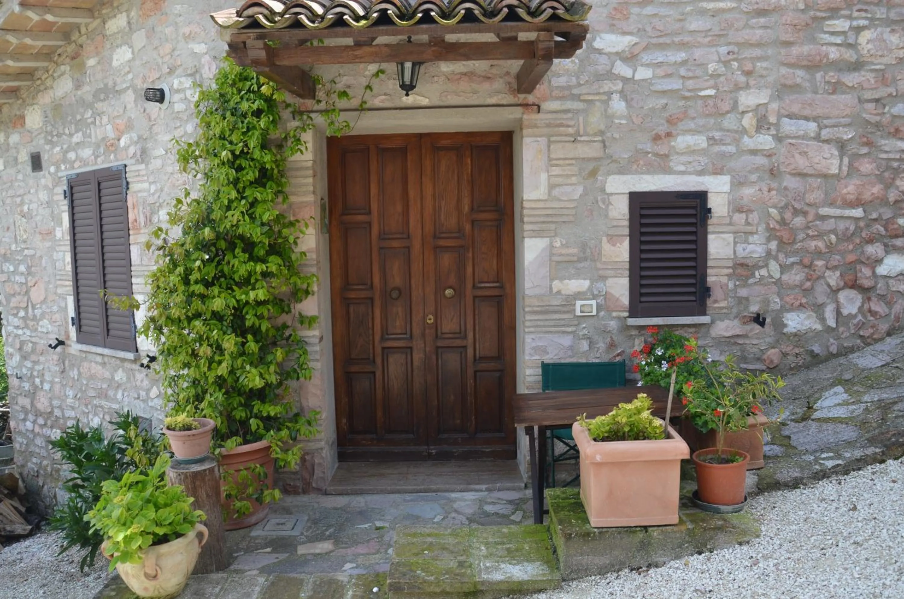 Facade/entrance in B&B La Terrazza Del Subasio