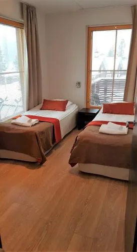 Levi Suites Levi Gold