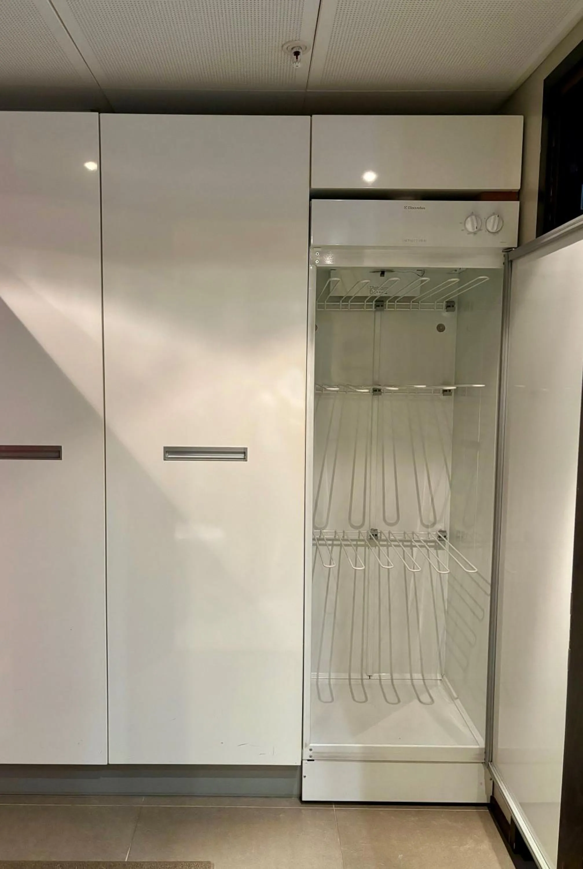wardrobe in Levi Suites Levi Gold