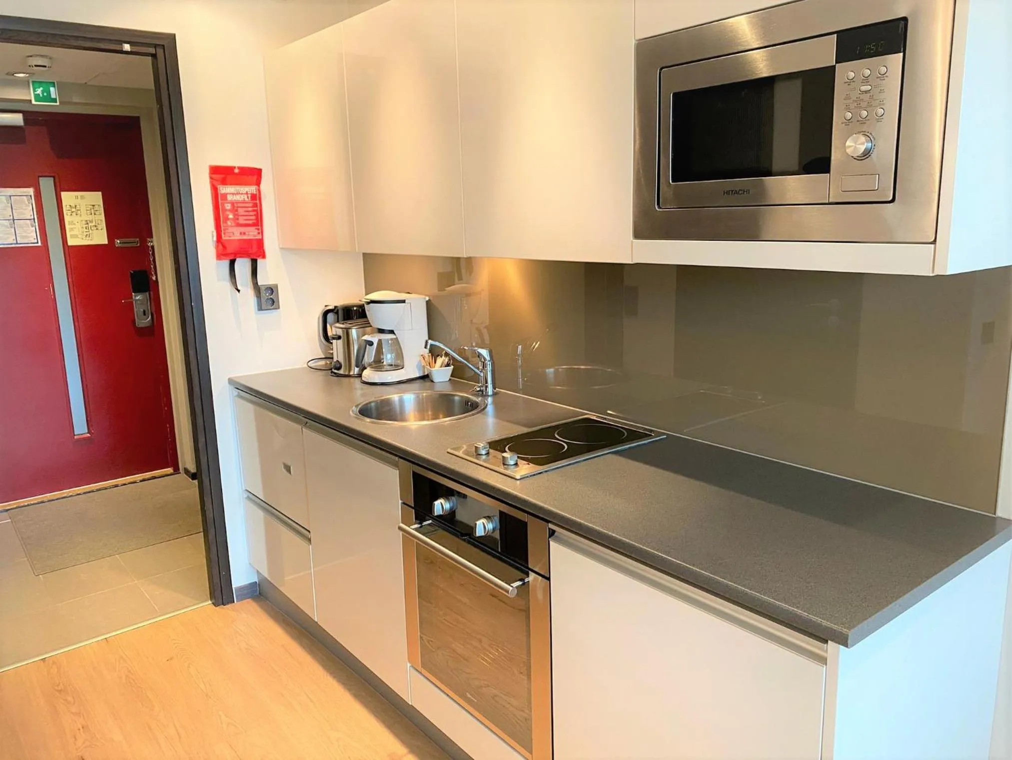 Coffee/tea facilities in Levi Suites Levi Gold