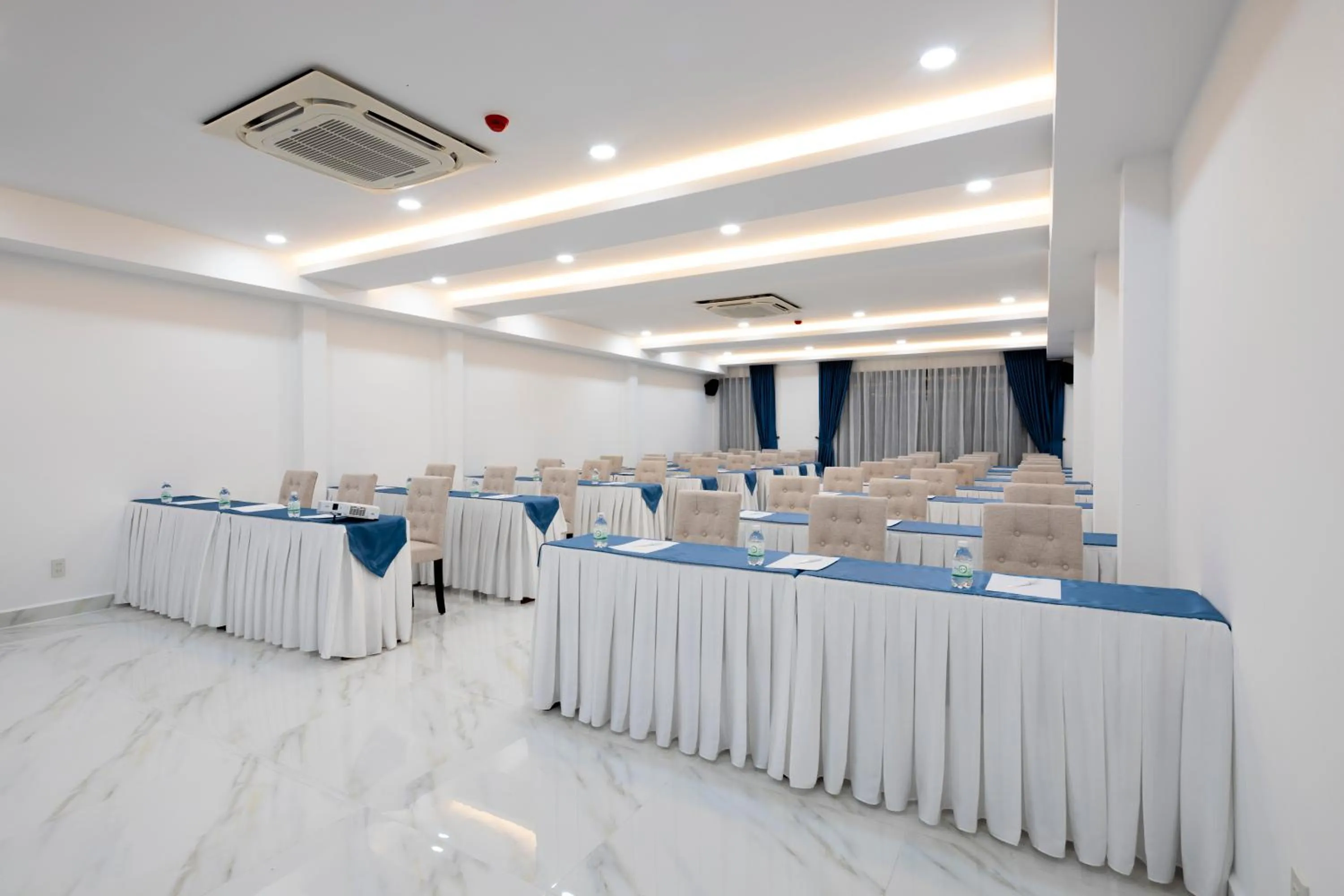 Meeting/conference room in The Summer Hotel