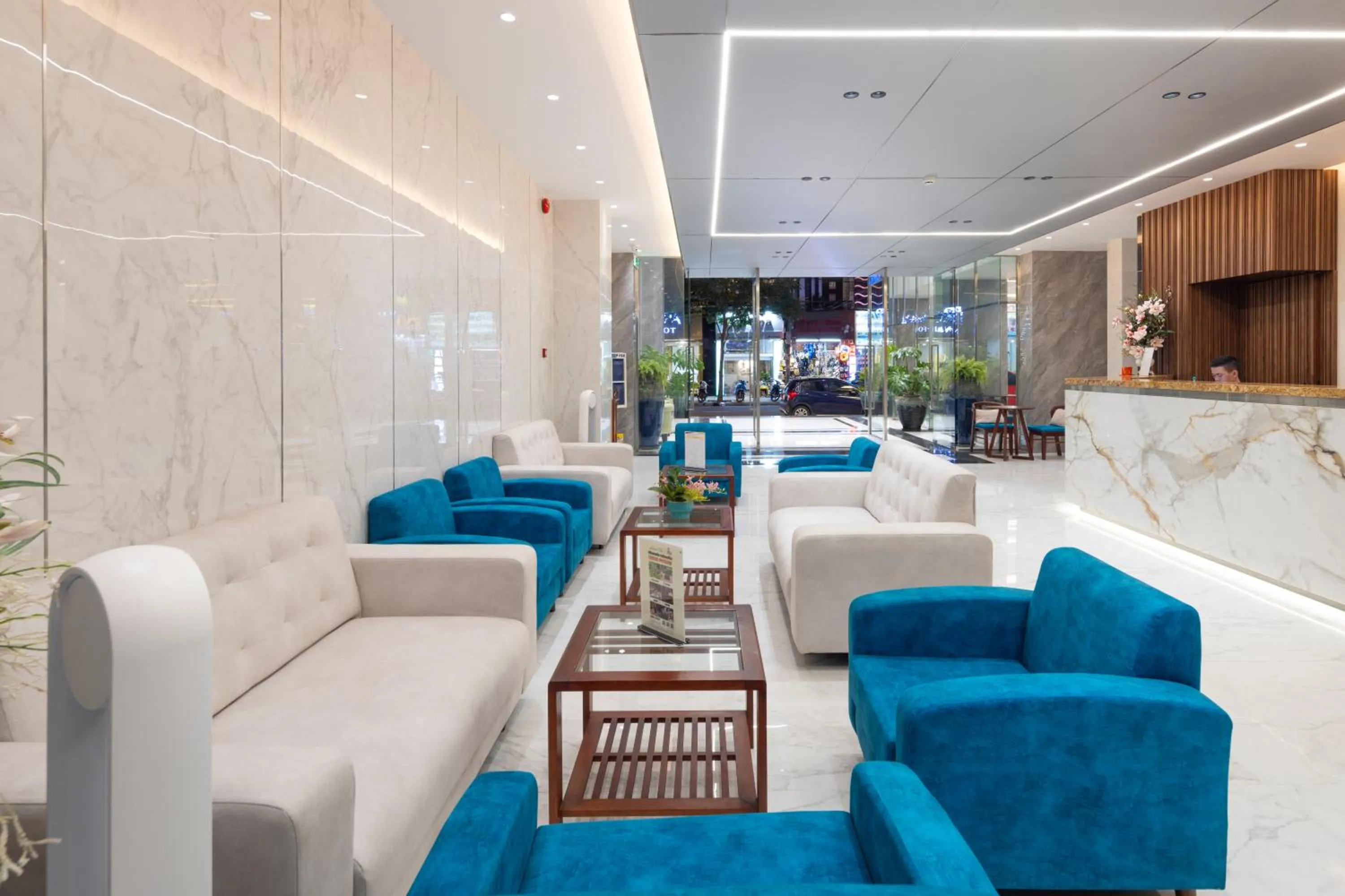 Communal lounge/ TV room in The Summer Hotel