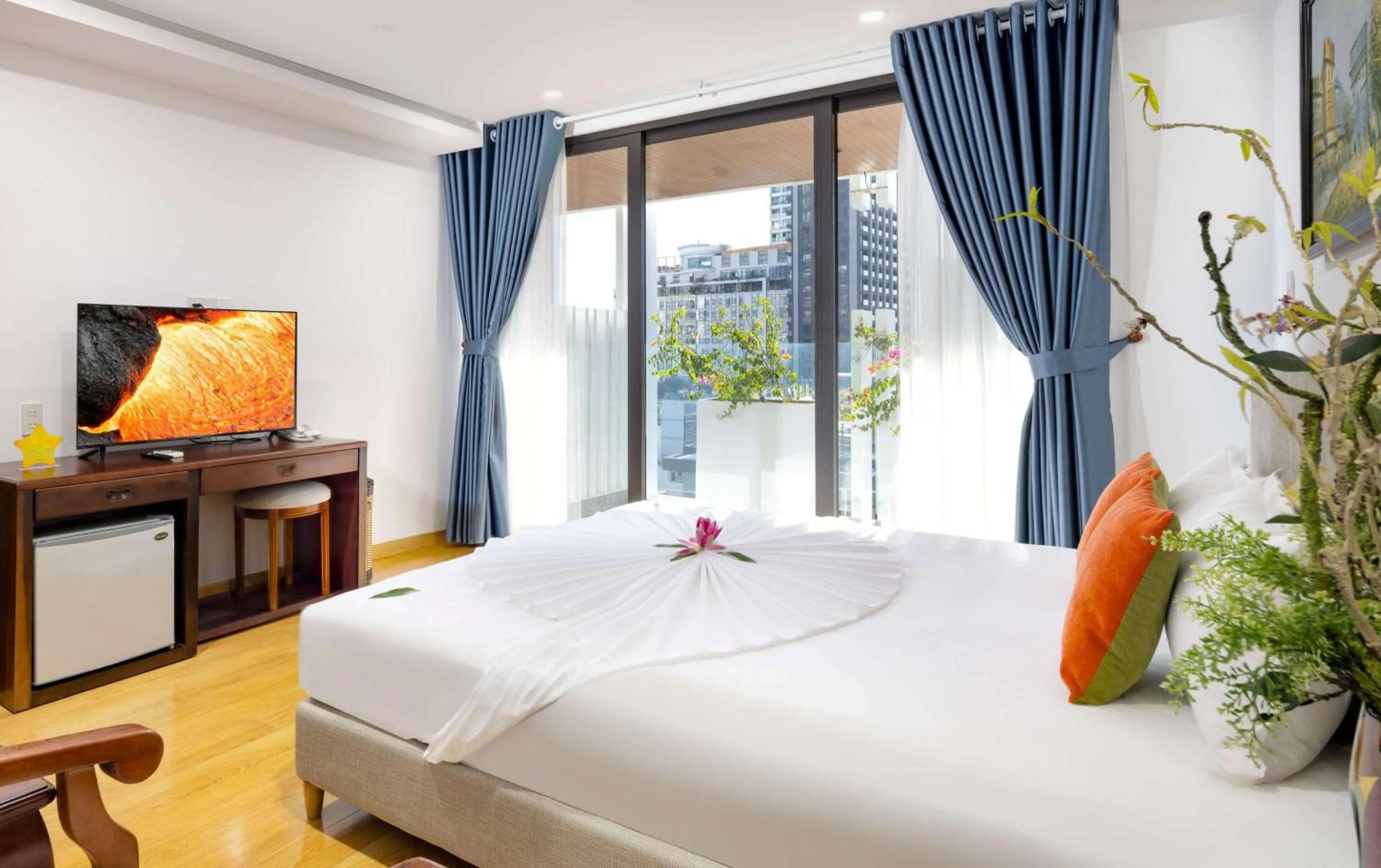 Bed in The Summer Hotel