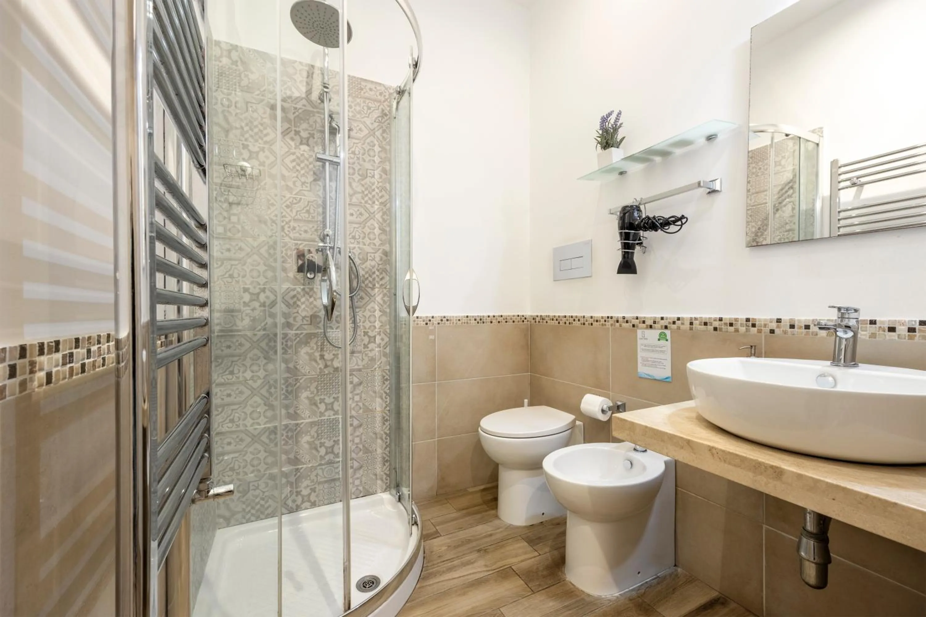 Shower in Quinto Stabile Rooms&Suite
