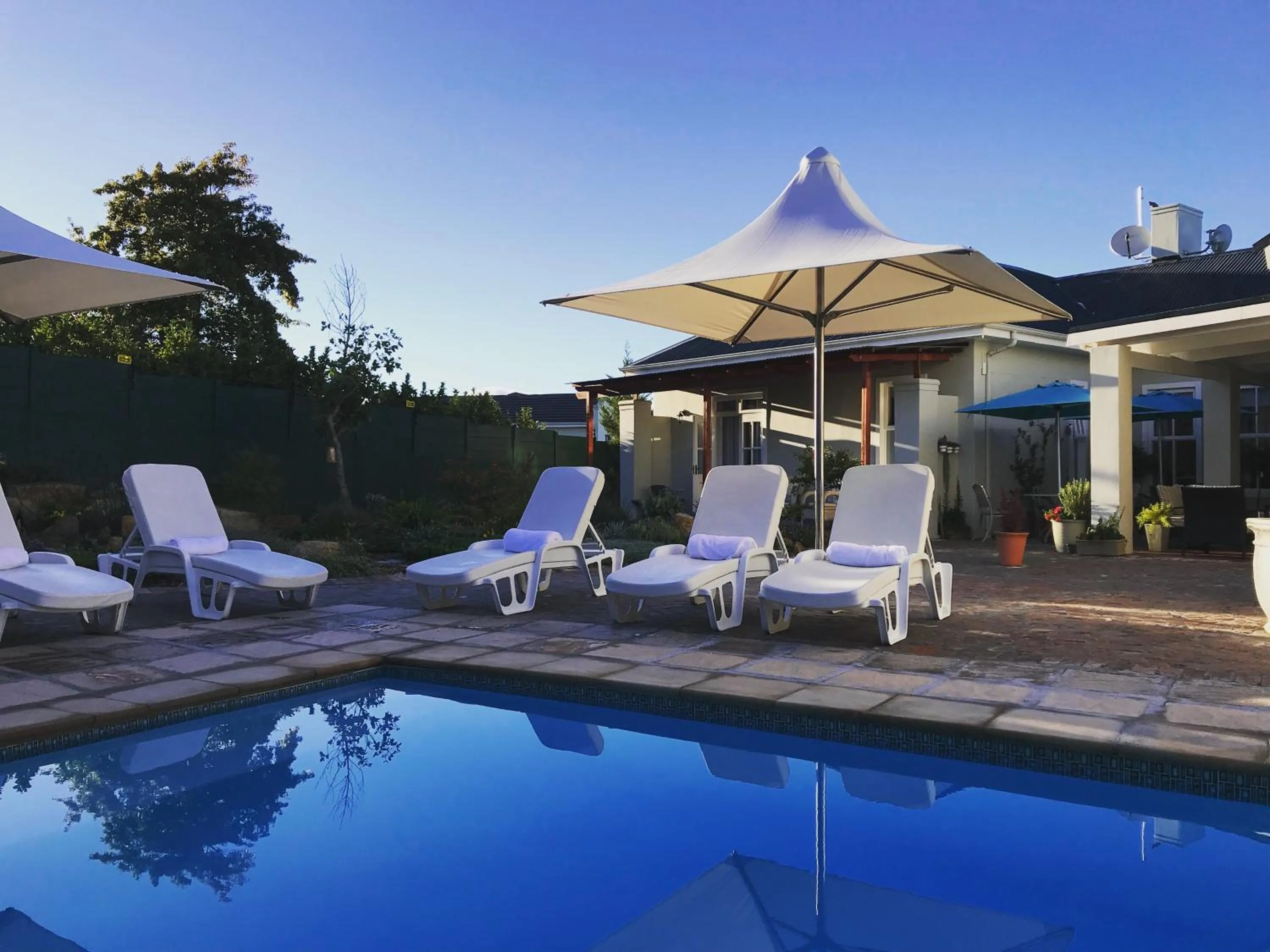 Swimming pool in Waterstone Lodge