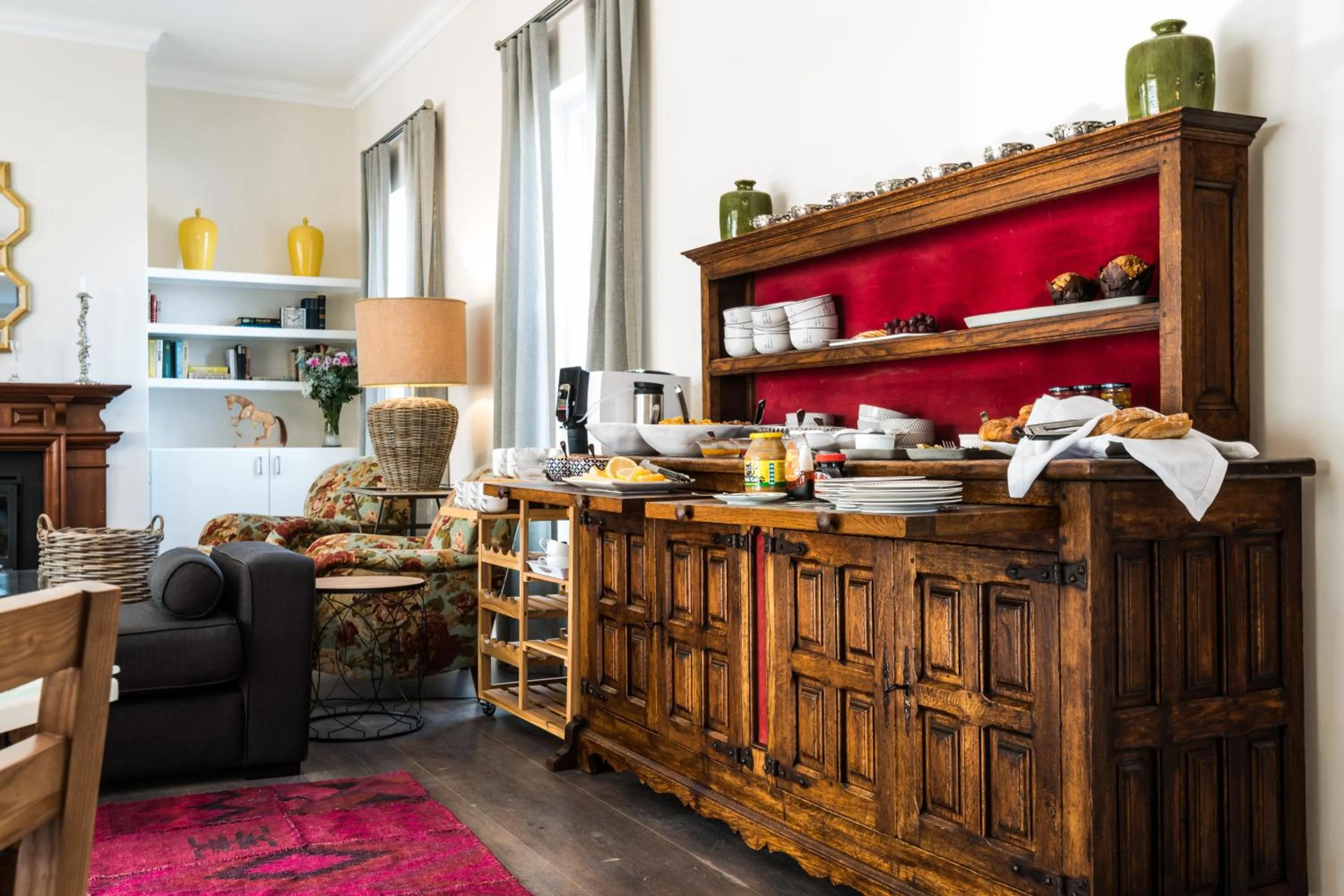 Buffet breakfast in Waterstone Lodge