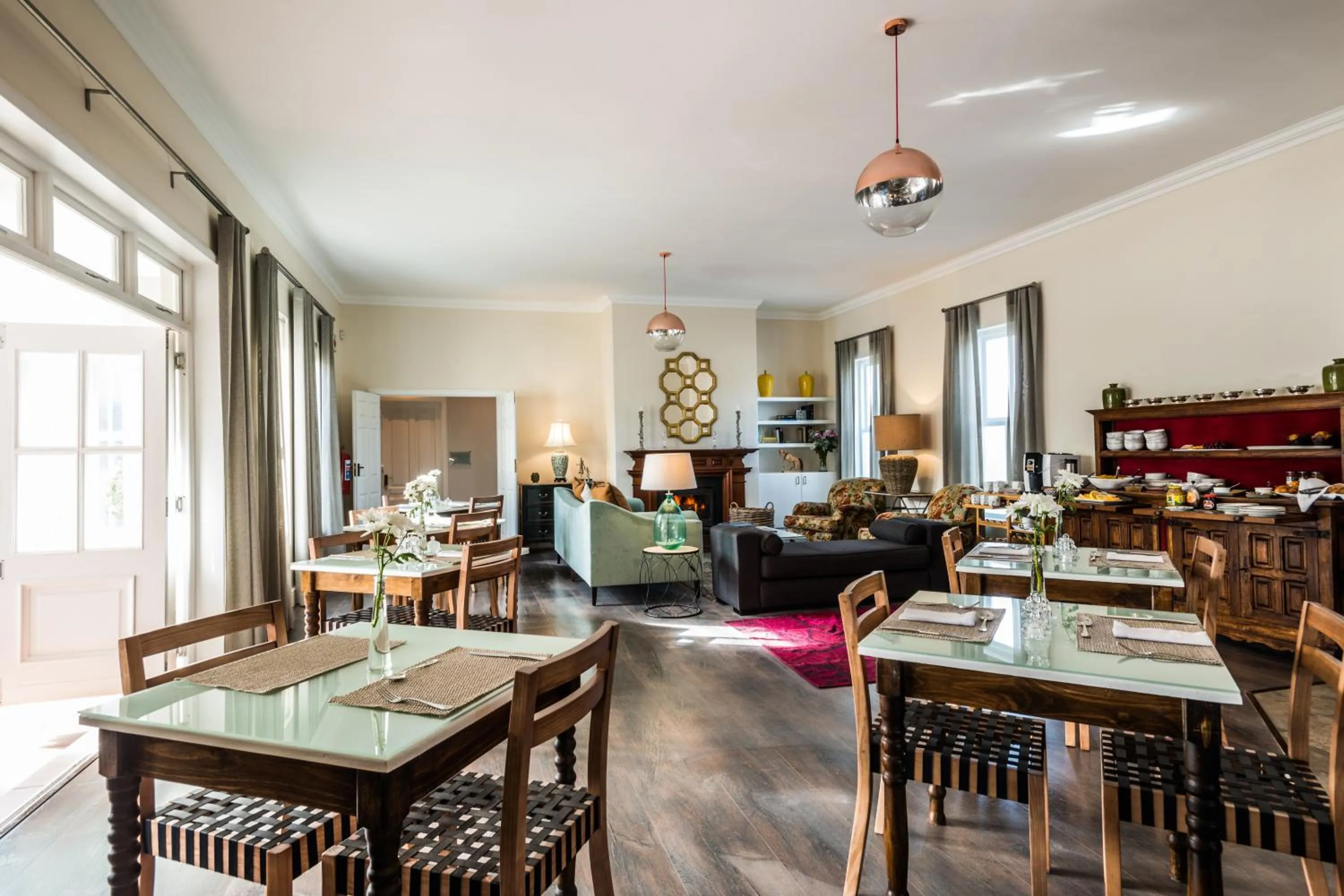 Living room in Waterstone Lodge