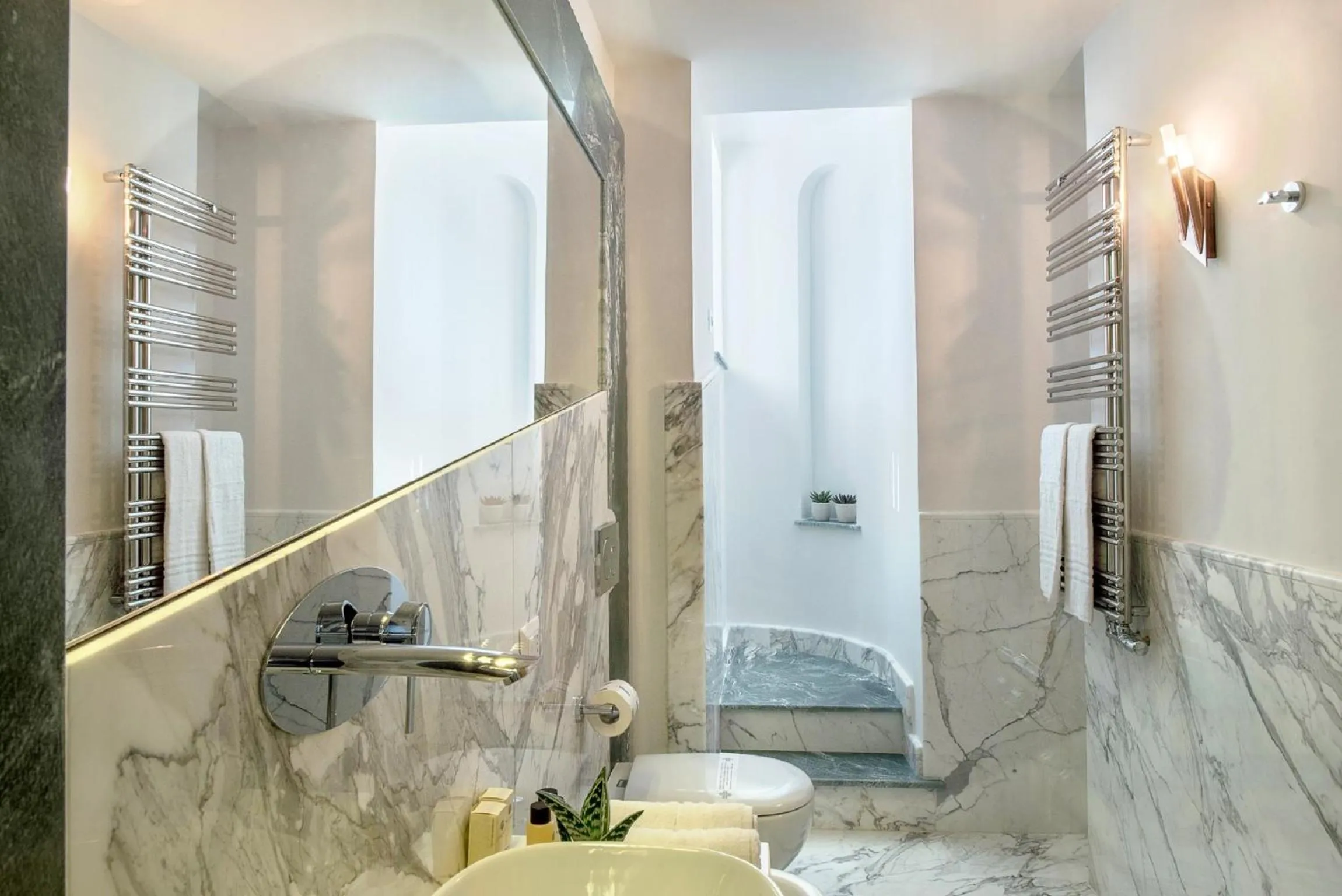 Toilet in Don Antonino Relais