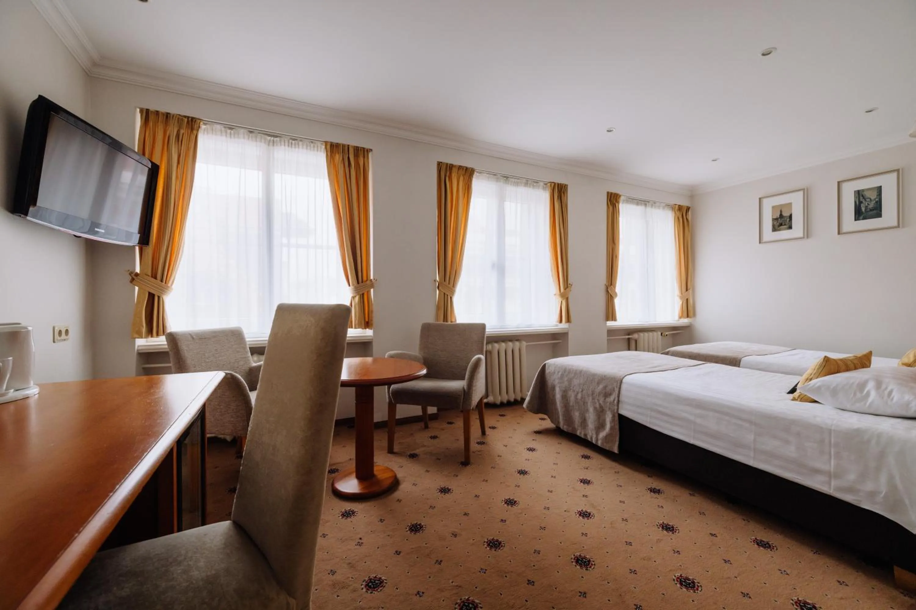 Bedroom, Bed in Hestia Hotel Draugi