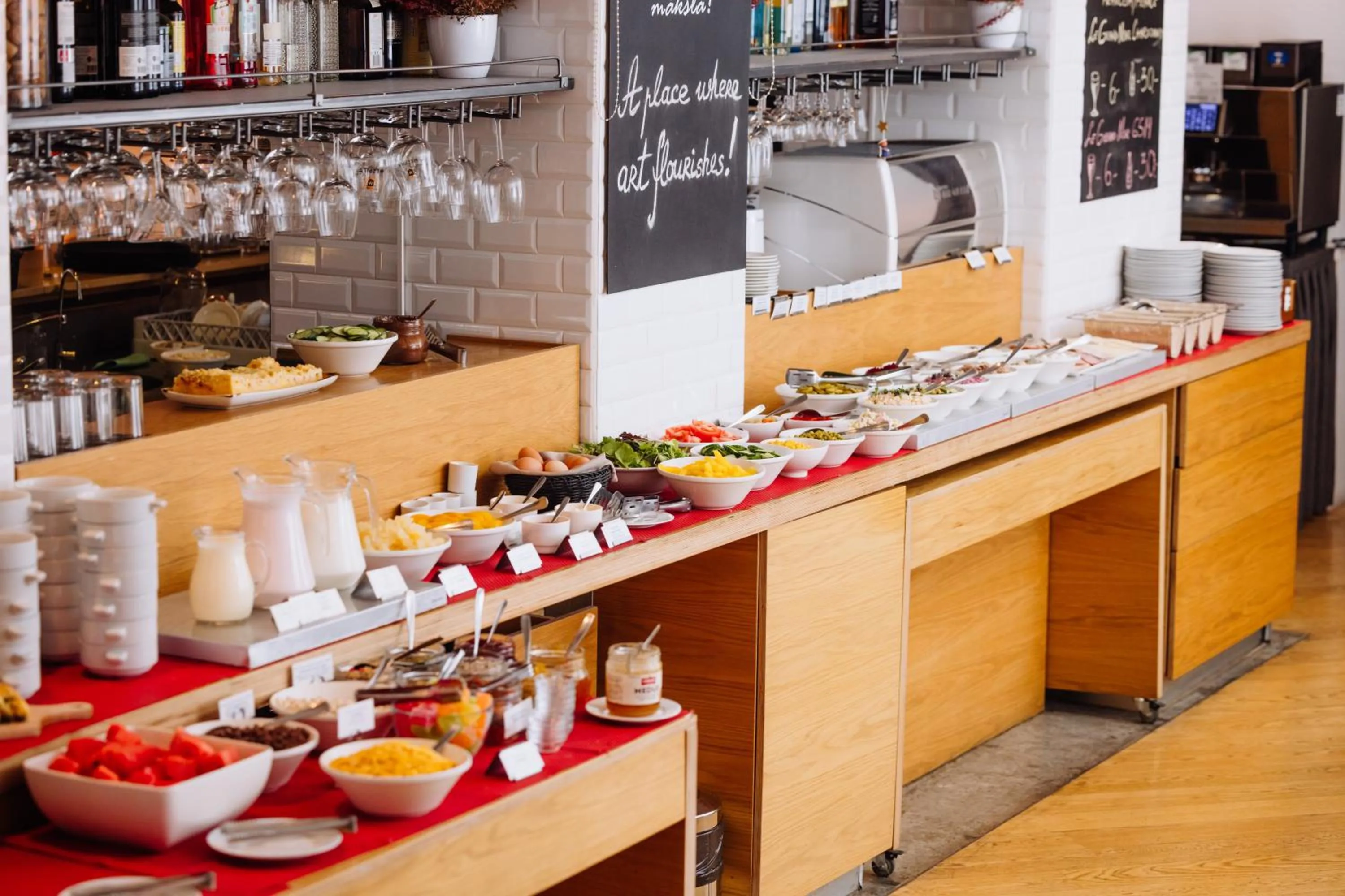 Buffet breakfast in Hestia Hotel Draugi