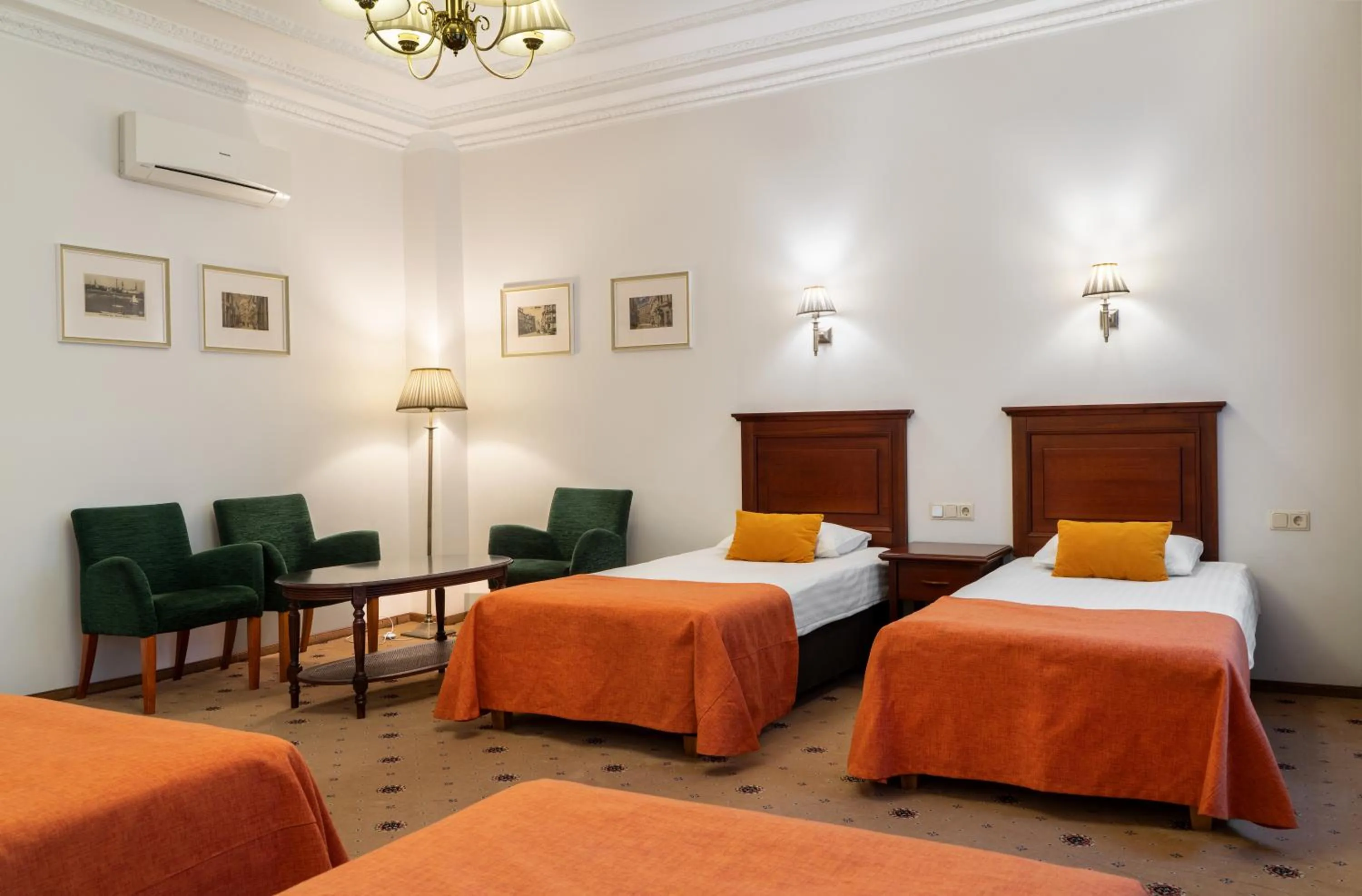 Bedroom, Bed in Hestia Hotel Draugi