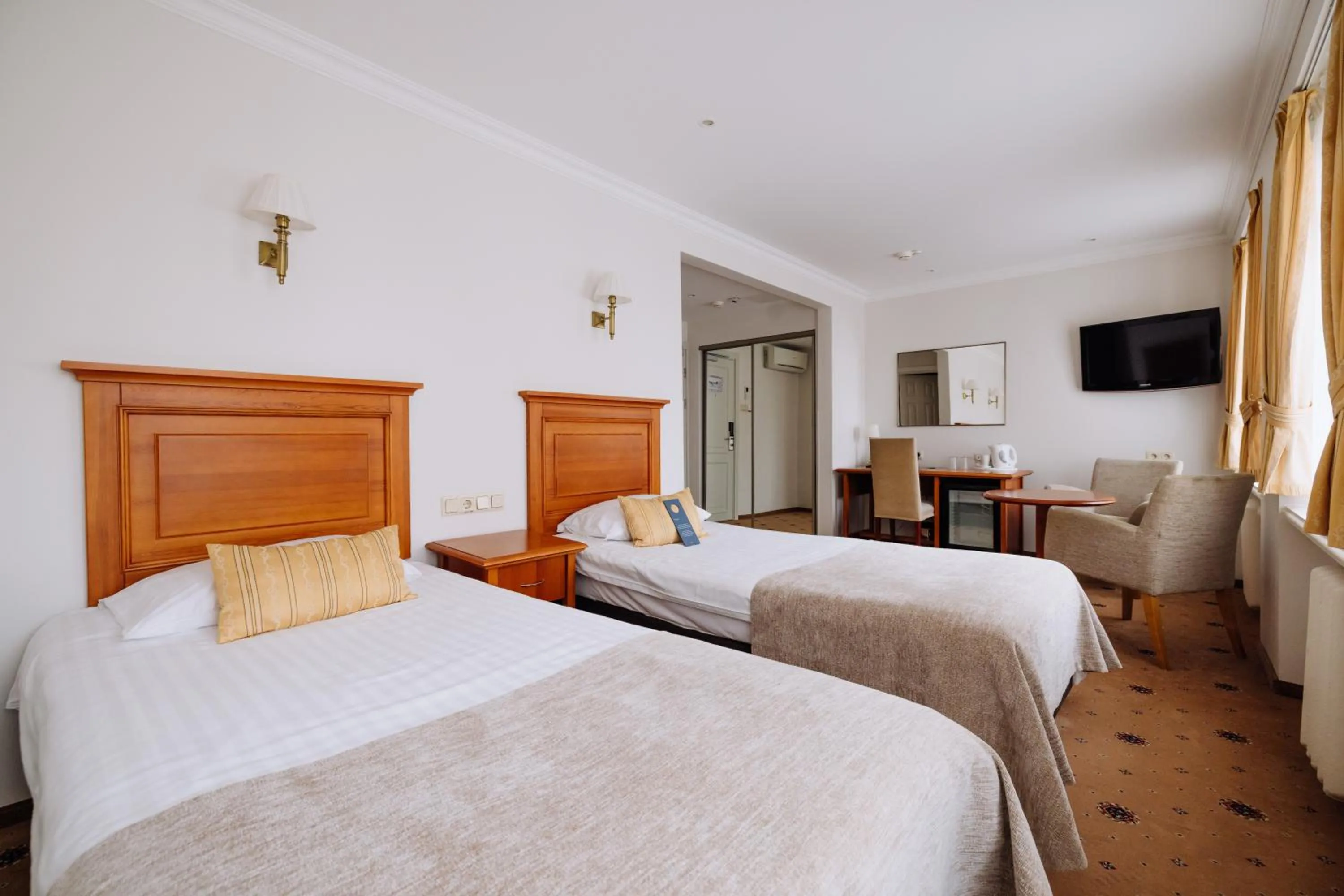 Bedroom, Bed in Hestia Hotel Draugi