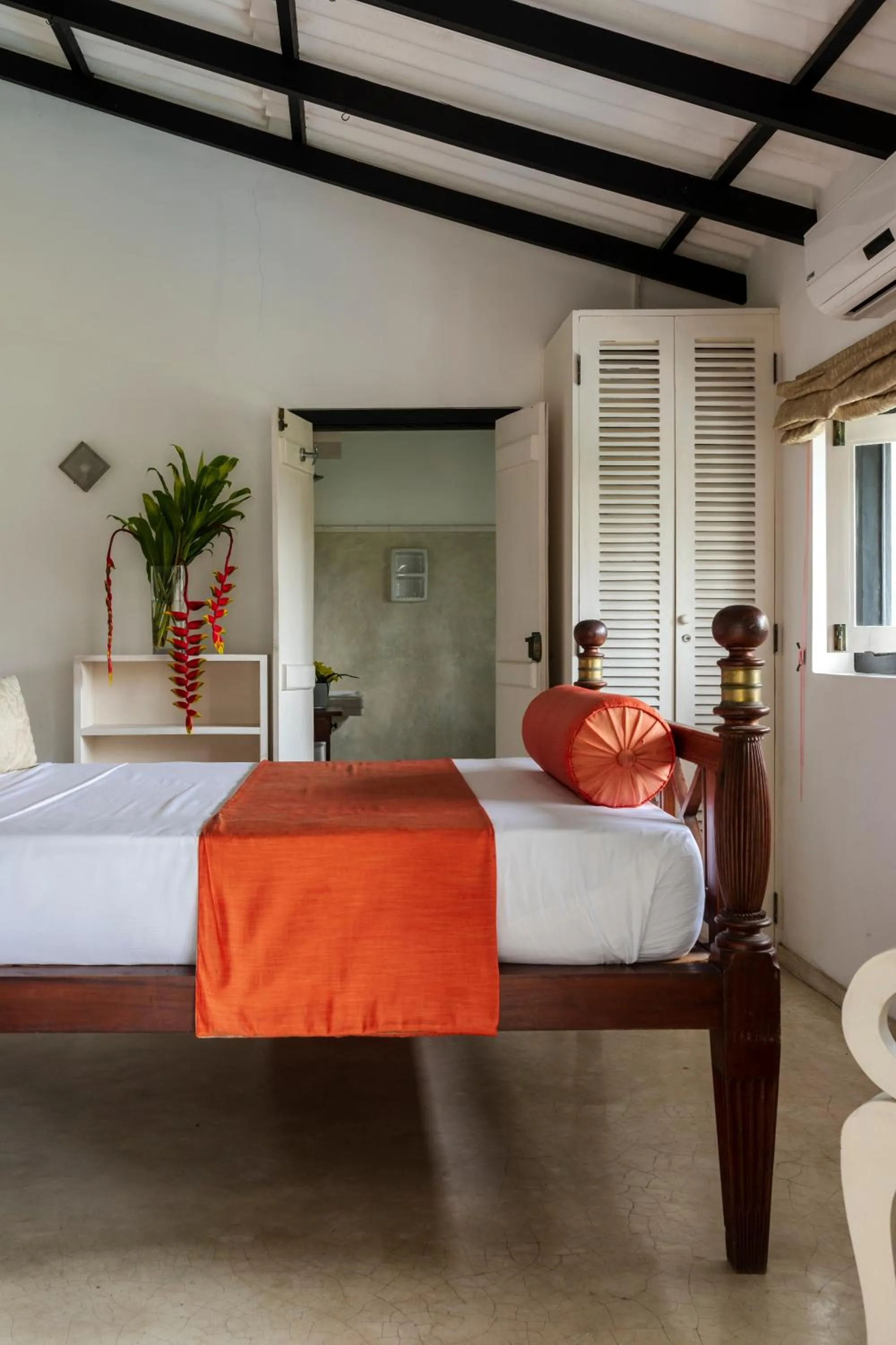 Bedroom, Bed in Coco Tangalla
