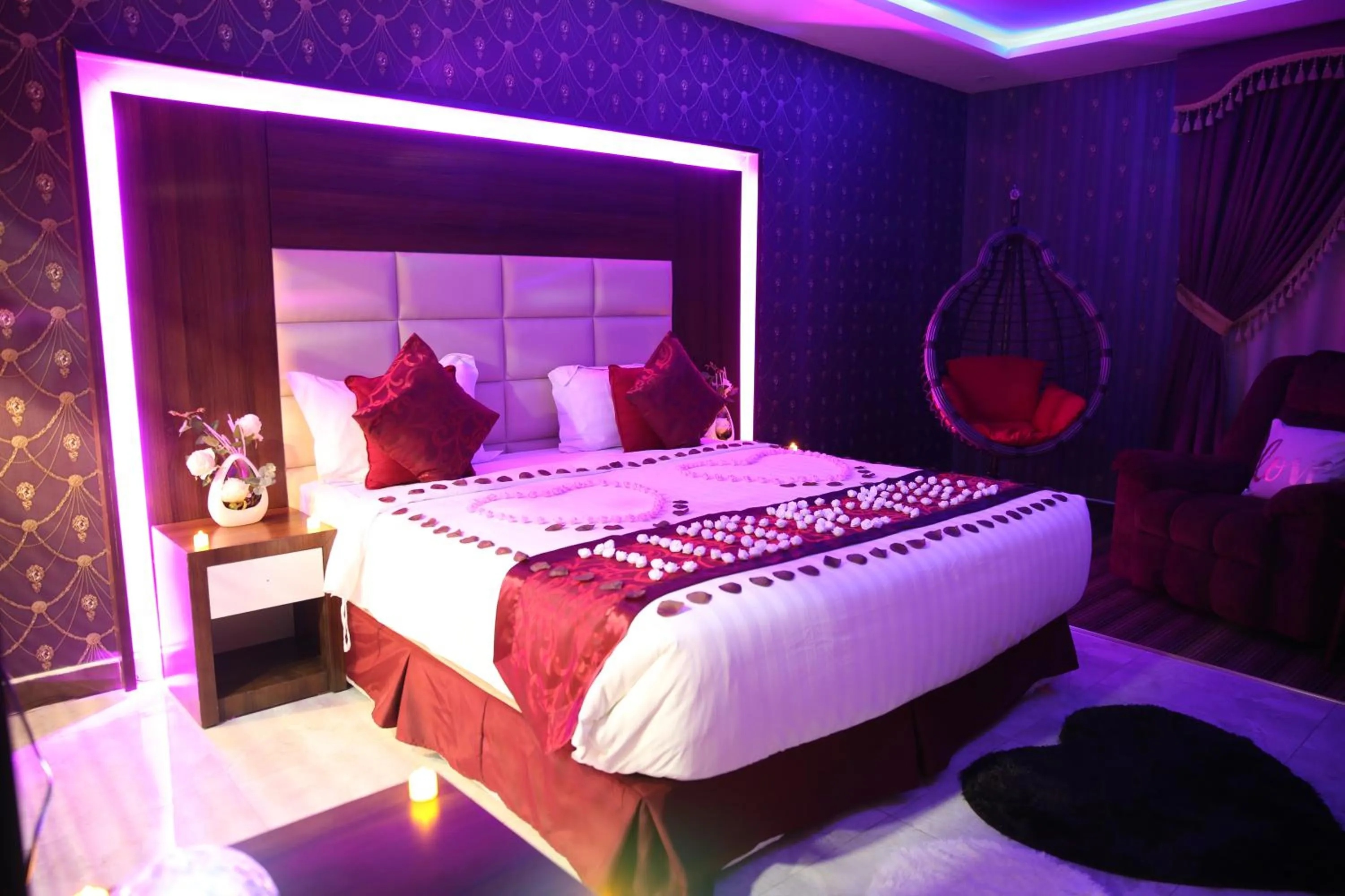 Bedroom, Bed in شقق سوات للشقق المخدومة