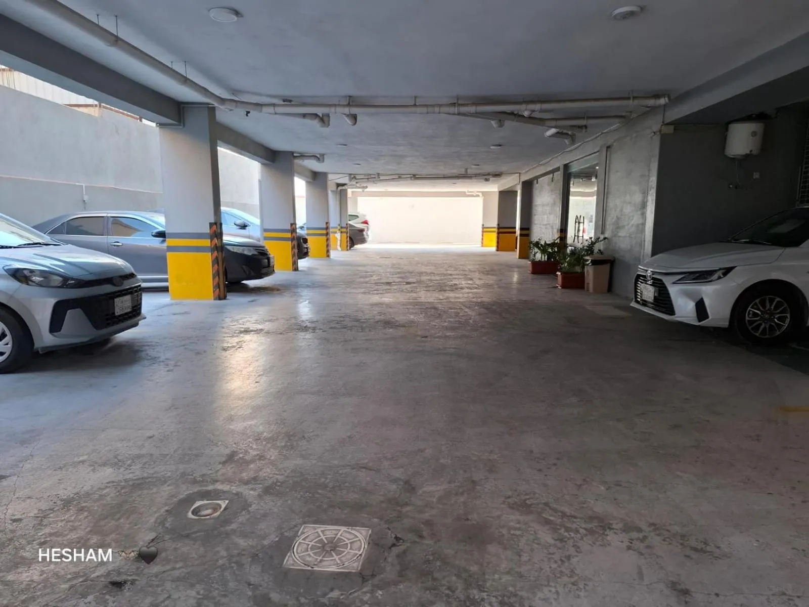 Parking in شقق سوات للشقق المخدومة