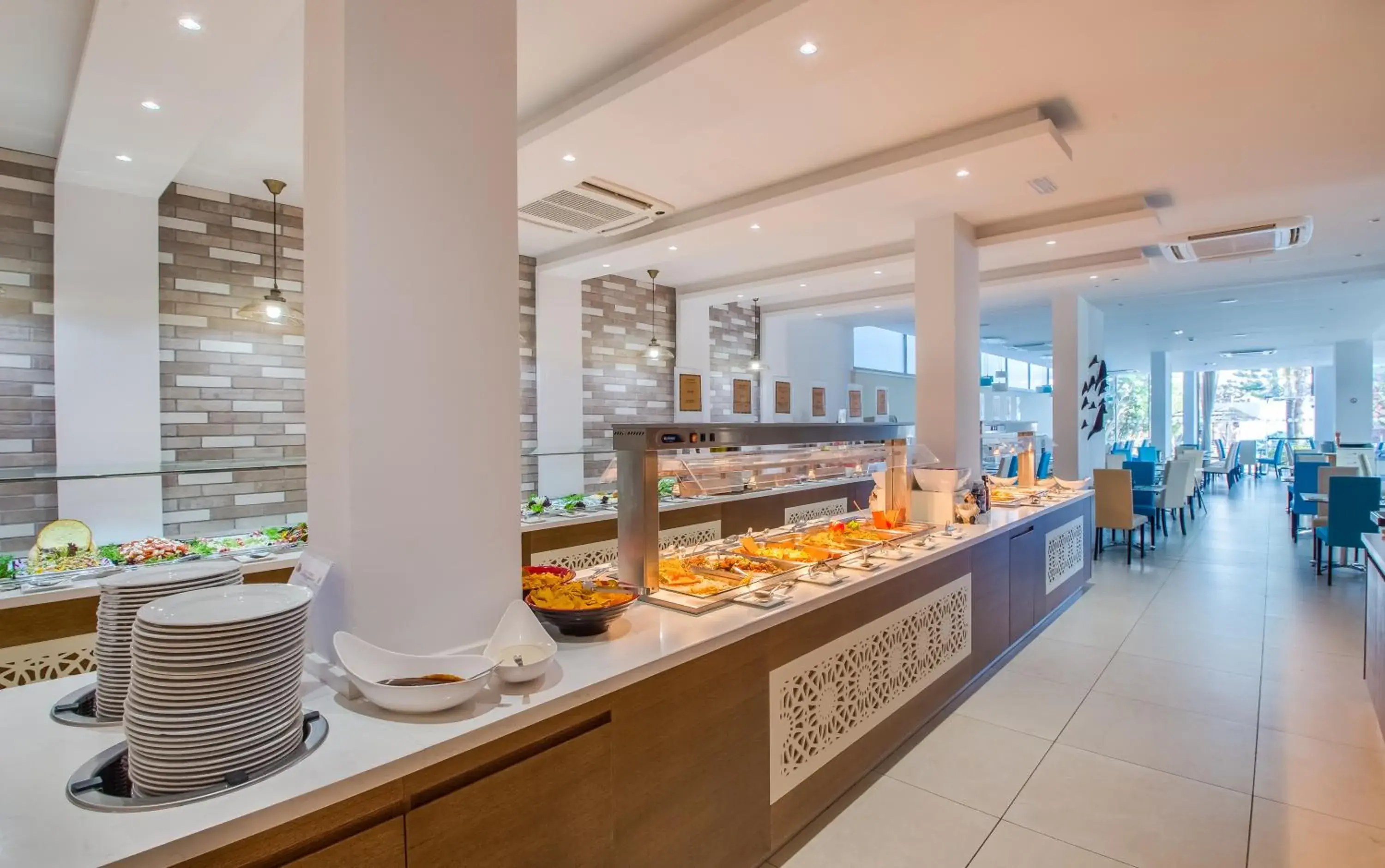 Restaurant/Places to Eat in Stamatia Hotel