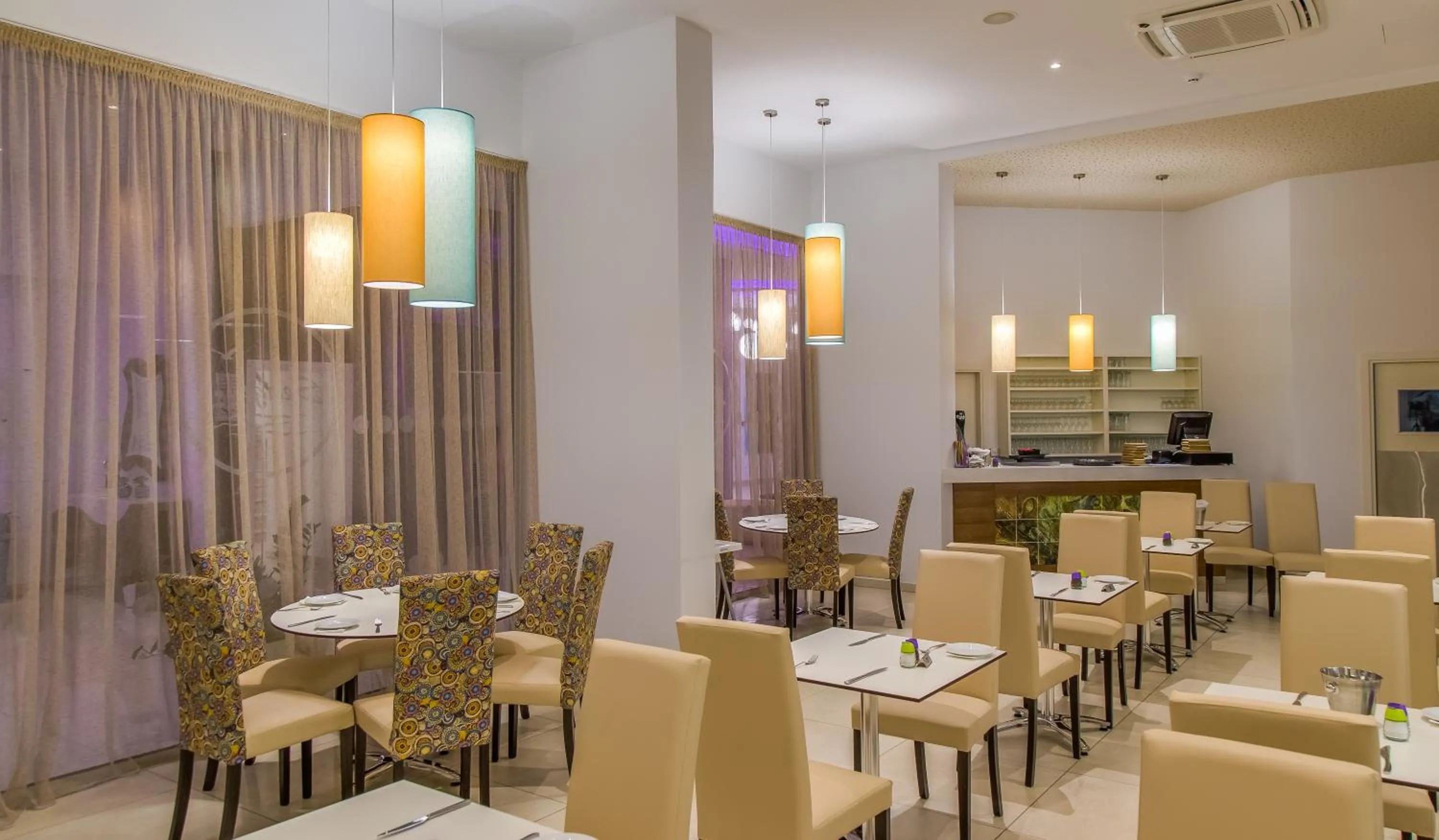 Restaurant/places to eat in Stamatia Hotel