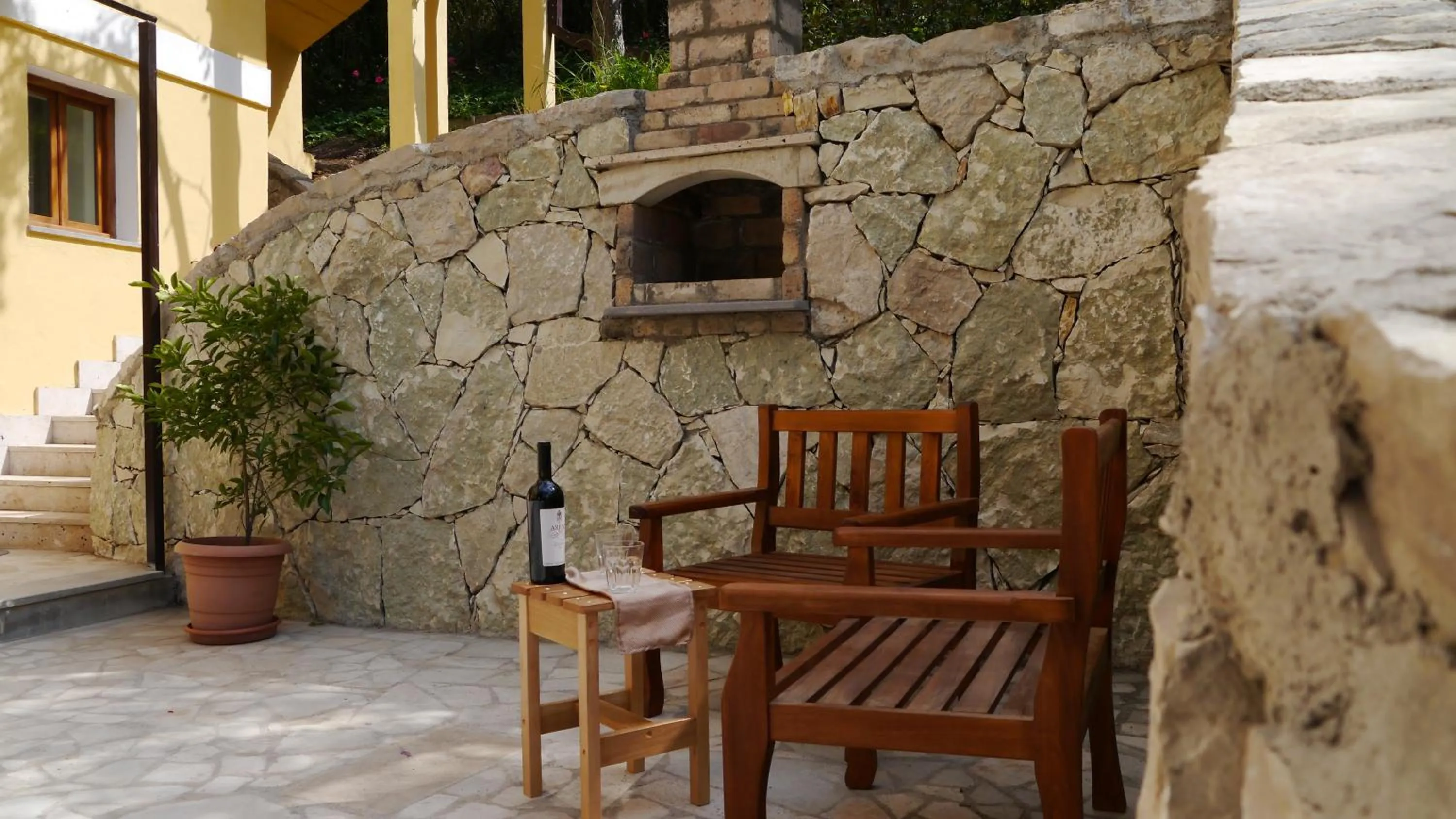 Coffee/tea facilities in Verin Tun